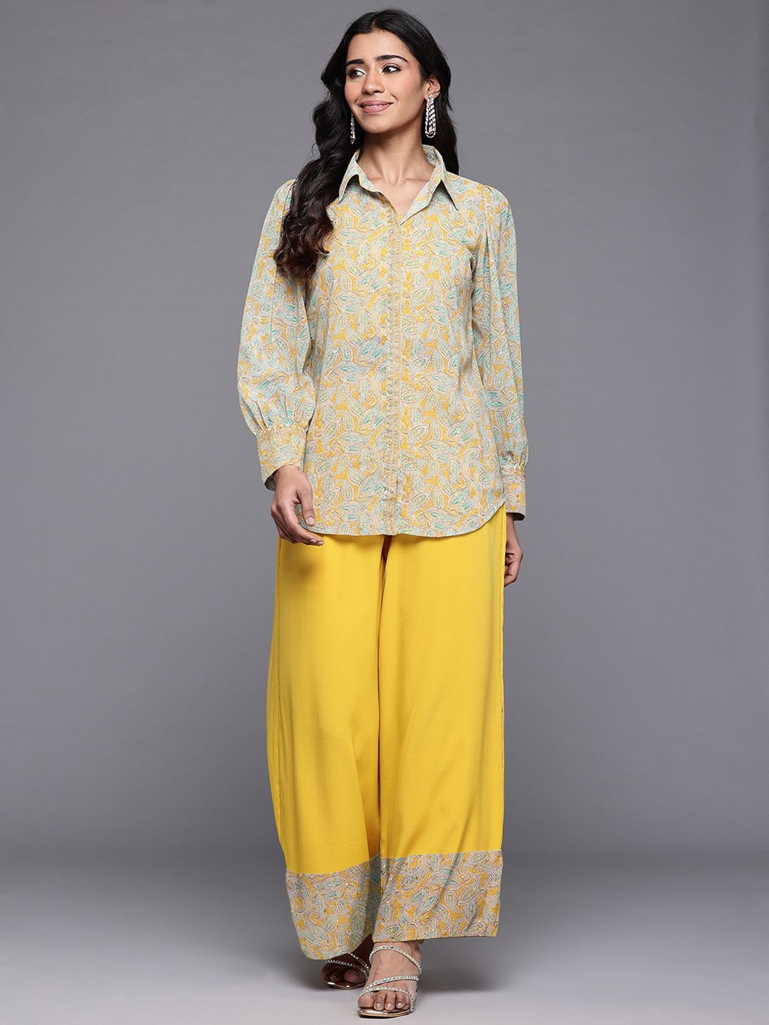 

Ahalyaa Printed Shirt With Palazzos, Mustard