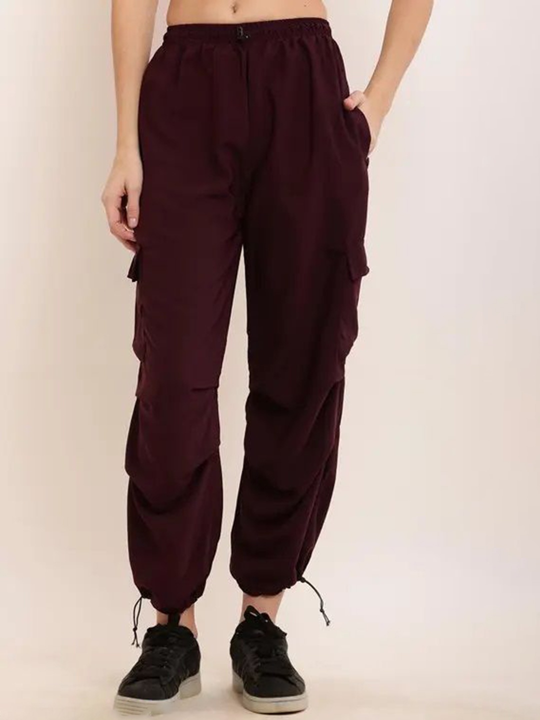 

the window shop Unisex Kids Relaxed Joggers Trousers, Maroon