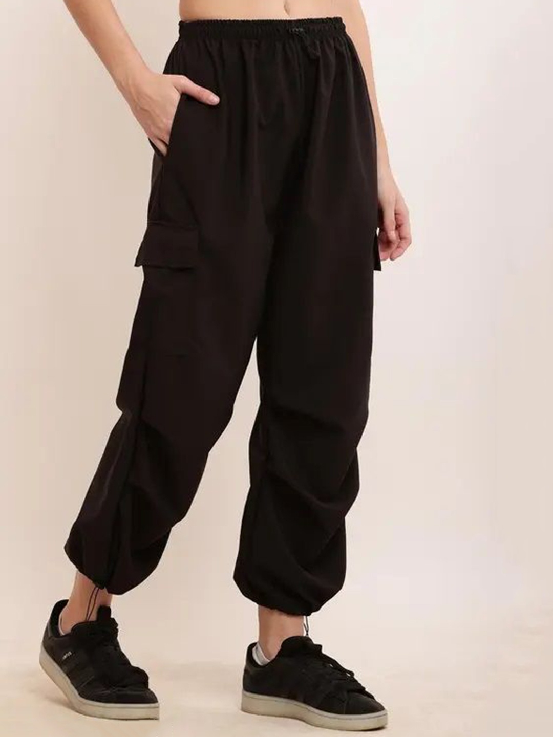 the window shop Unisex Kids Relaxed Joggers Trousers, Black