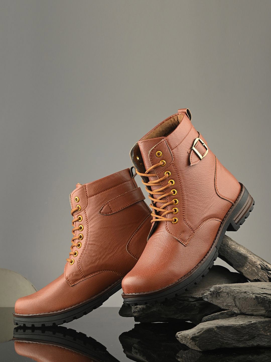 

glitchez Men Solid Lace-Ups Boots, Brown