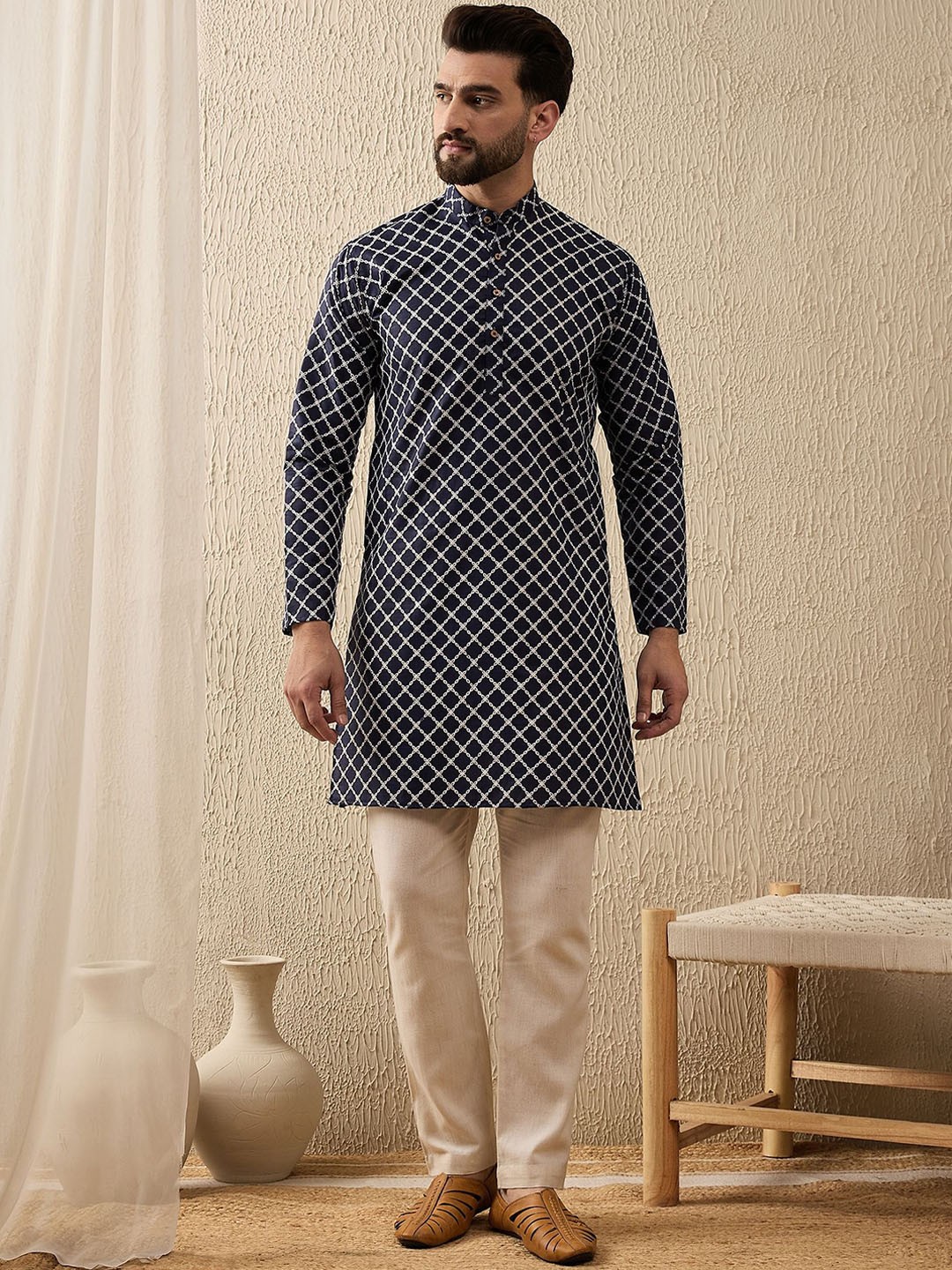 

Anouk Navy Blue Geometric Printed Mandarin Collar Long Sleeves Straight Kurta