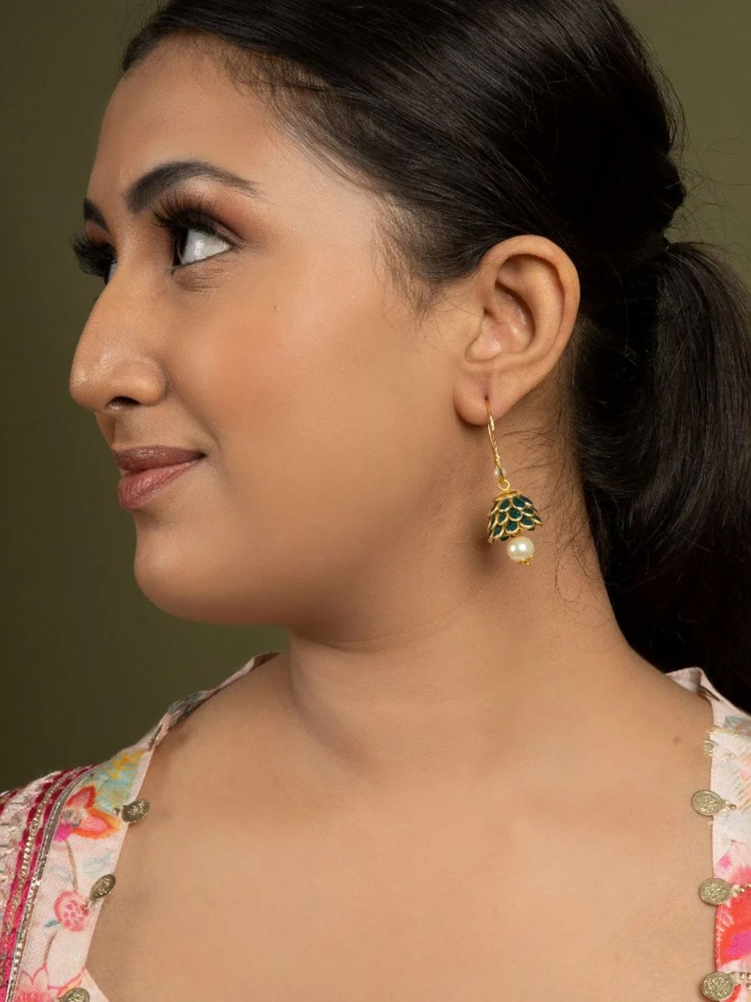 

QUEENS JEWELS Gold-Plated Artificial Stone Gold-Plated Dome Shaped Jhumkas