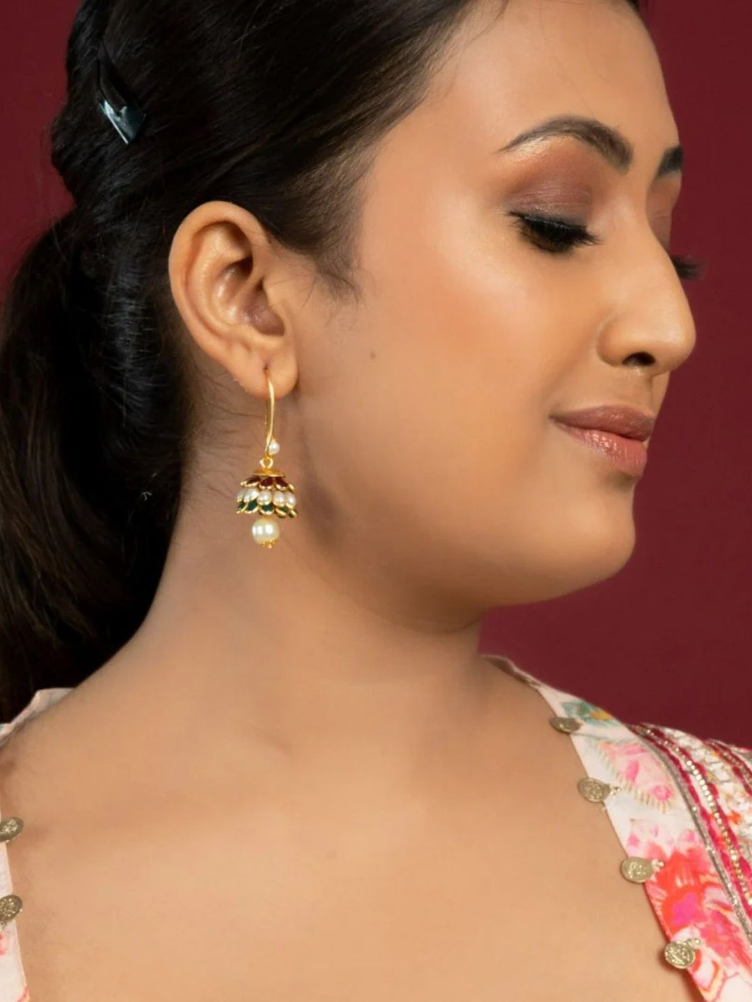 

QUEENS JEWELS Gold-Plated Artificial Stone Gold-Plated Dome Shaped Jhumkas