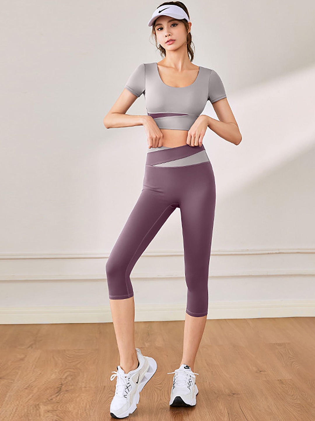 

LULU & SKY Short Sleeve Top & Capri Tights Co-Ords, Purple