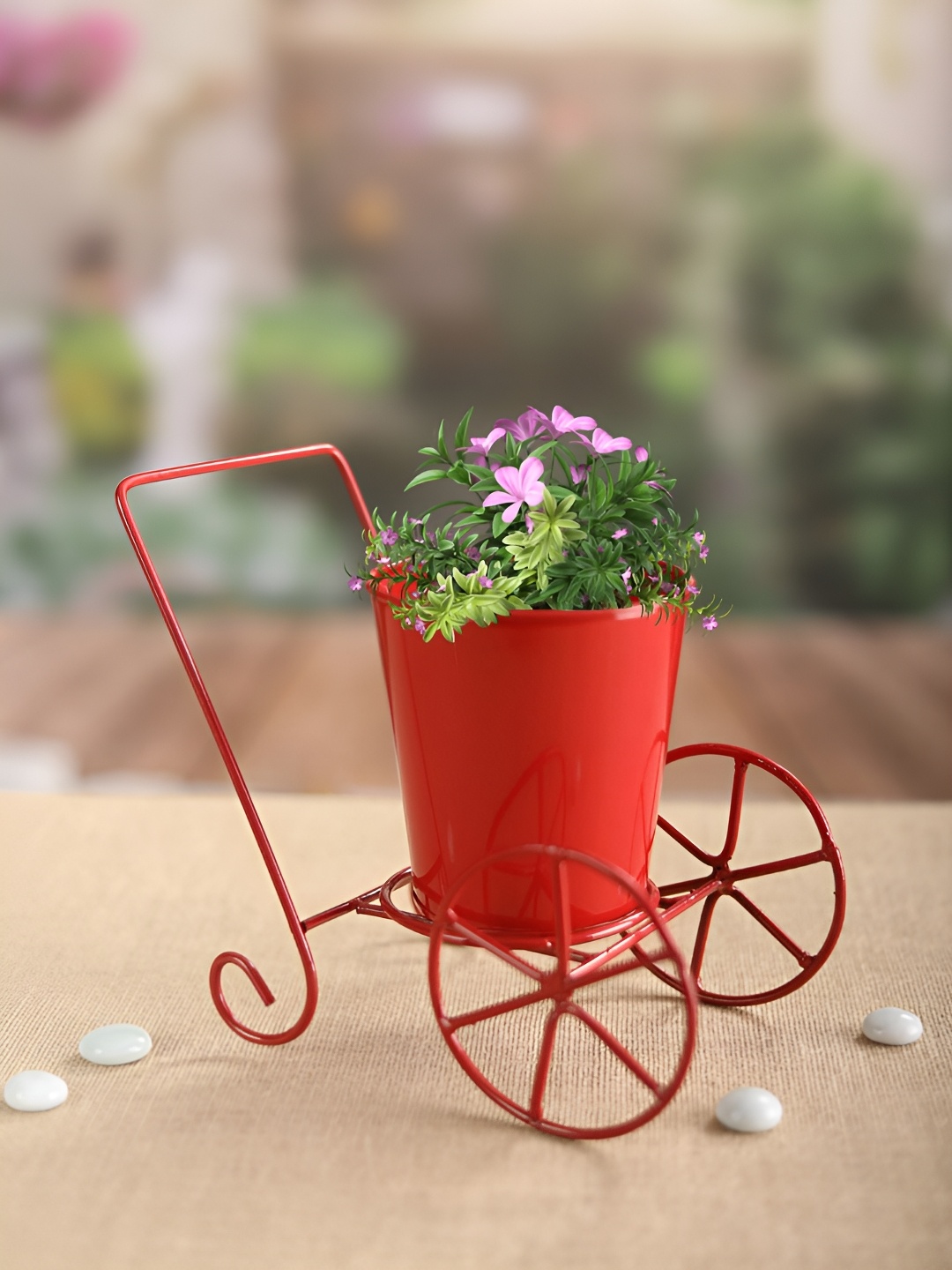 

Homspurts Red Textured Metal Planter With Stand
