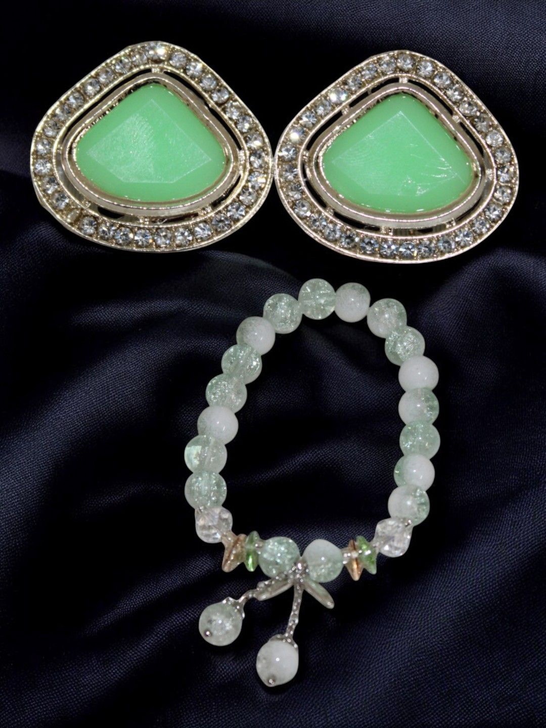 

Jolly Faces Stone Studded & Beaded Bracelet With Earrings Set, Gold