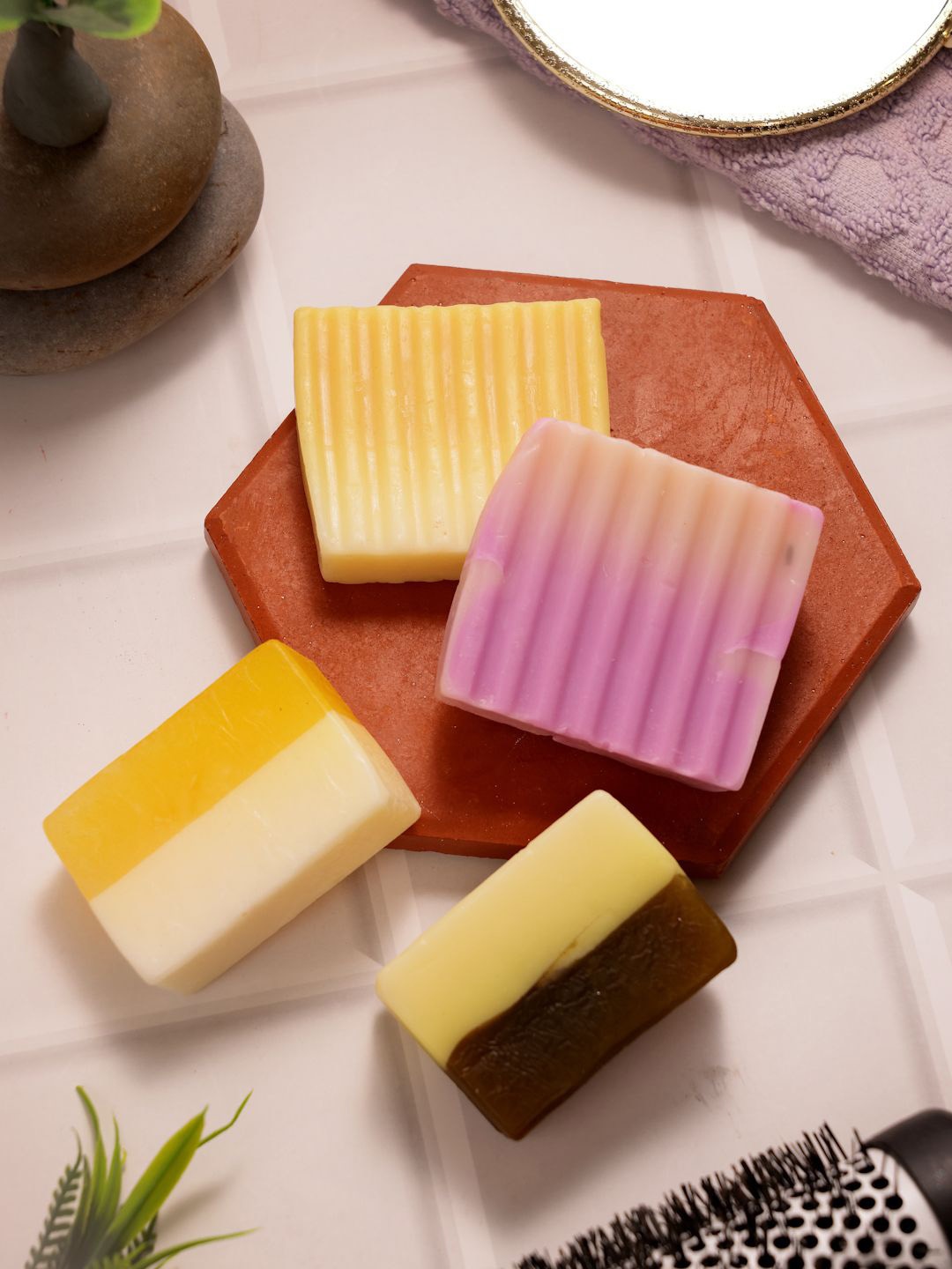 

Dhrohar Set Of 4 Natural Soap- 100 g Each, Purple