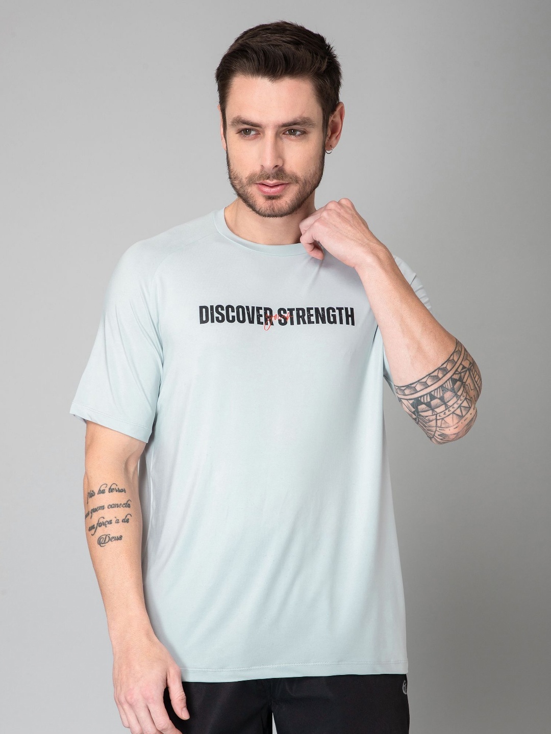 

TURNFIT Men Moisture Wicking Typography Printed Round Neck T-shirt, Grey