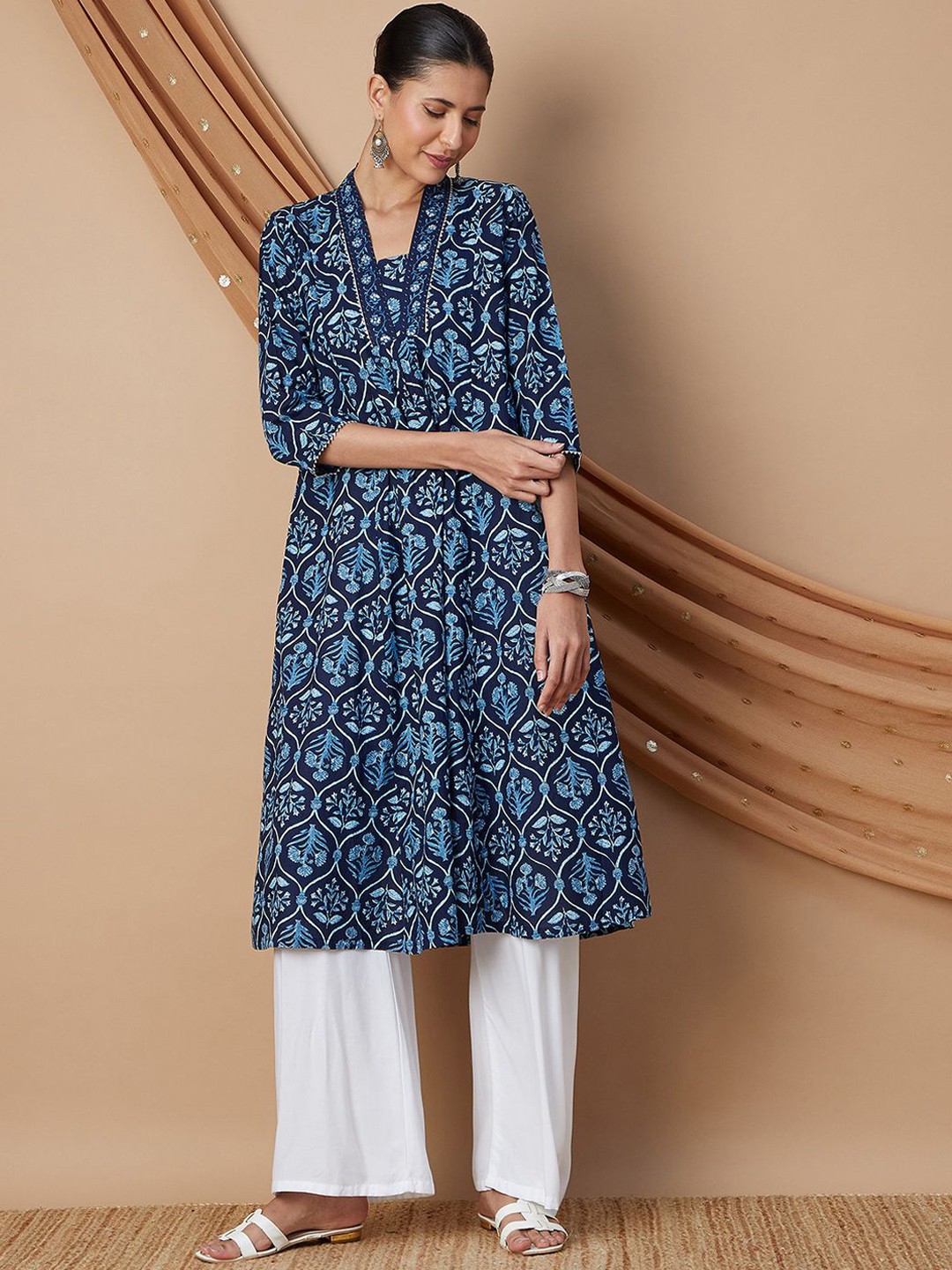 

Melange by Lifestyle Ethnic Motifs Printed V-Neck Pure Cotton A-Line Kurta, Blue