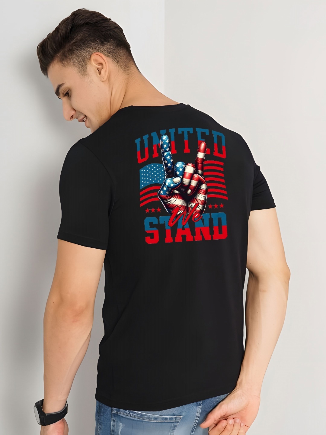 

KAIDO Men Graphic Printed Round Neck Pure Cotton T-shirt, Black