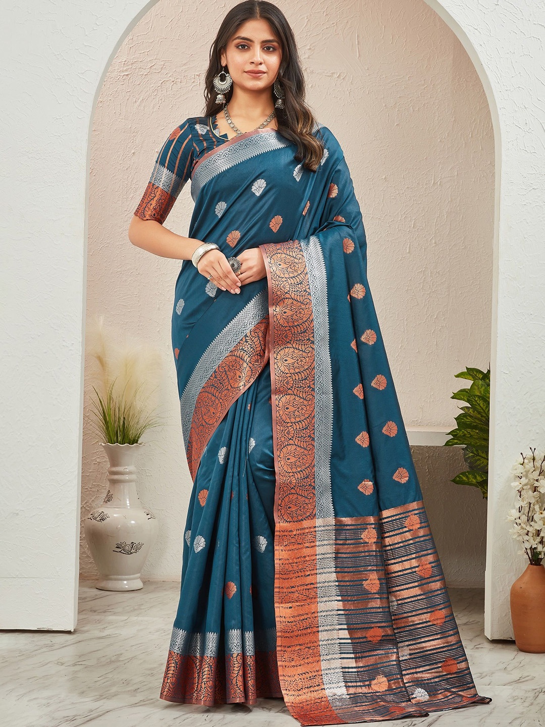 

ROFOLO Ethnic Motifs Woven Design Saree, Teal