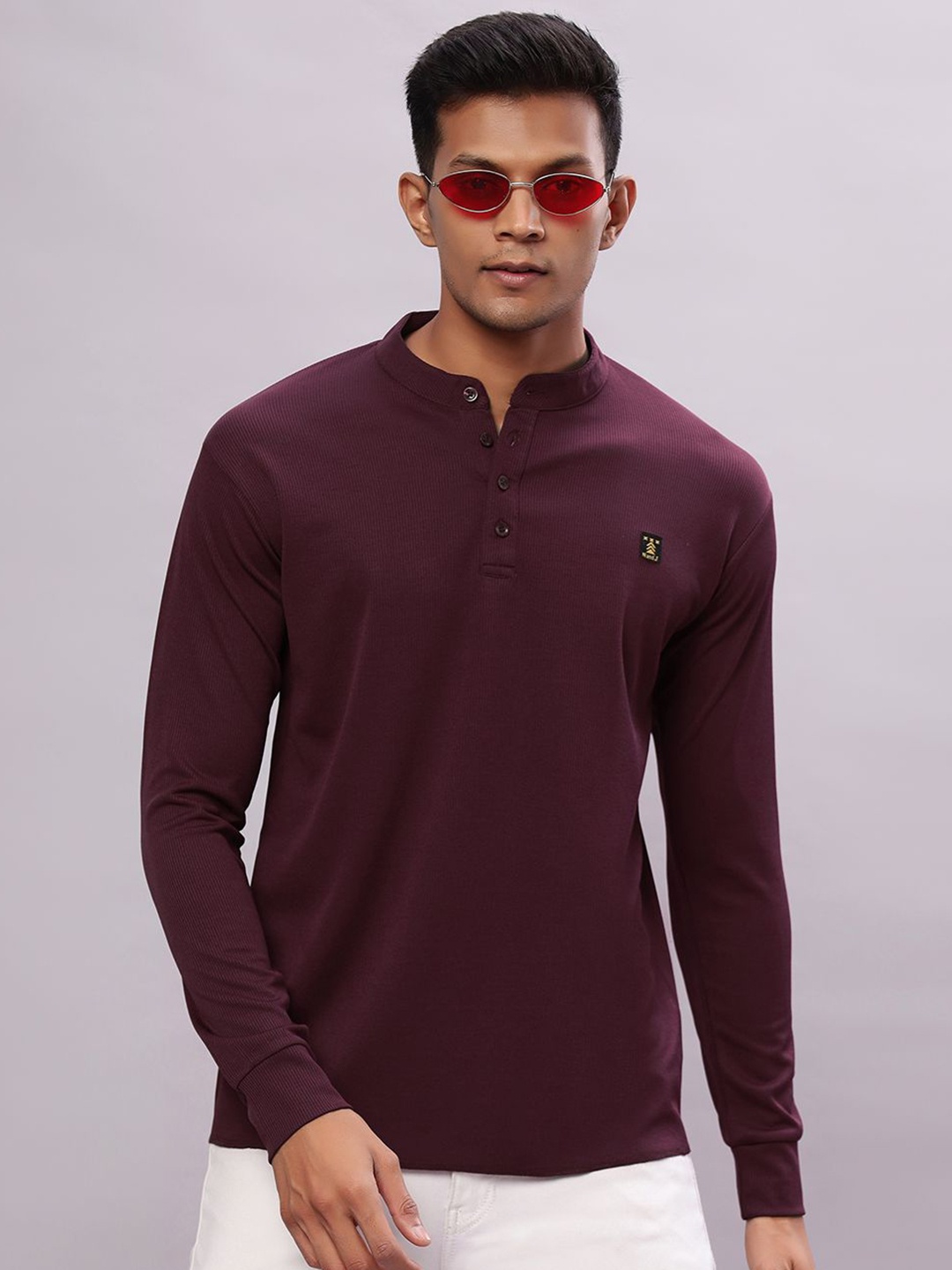 

N AND J Men Henley Neck Pockets T-shirt, Magenta