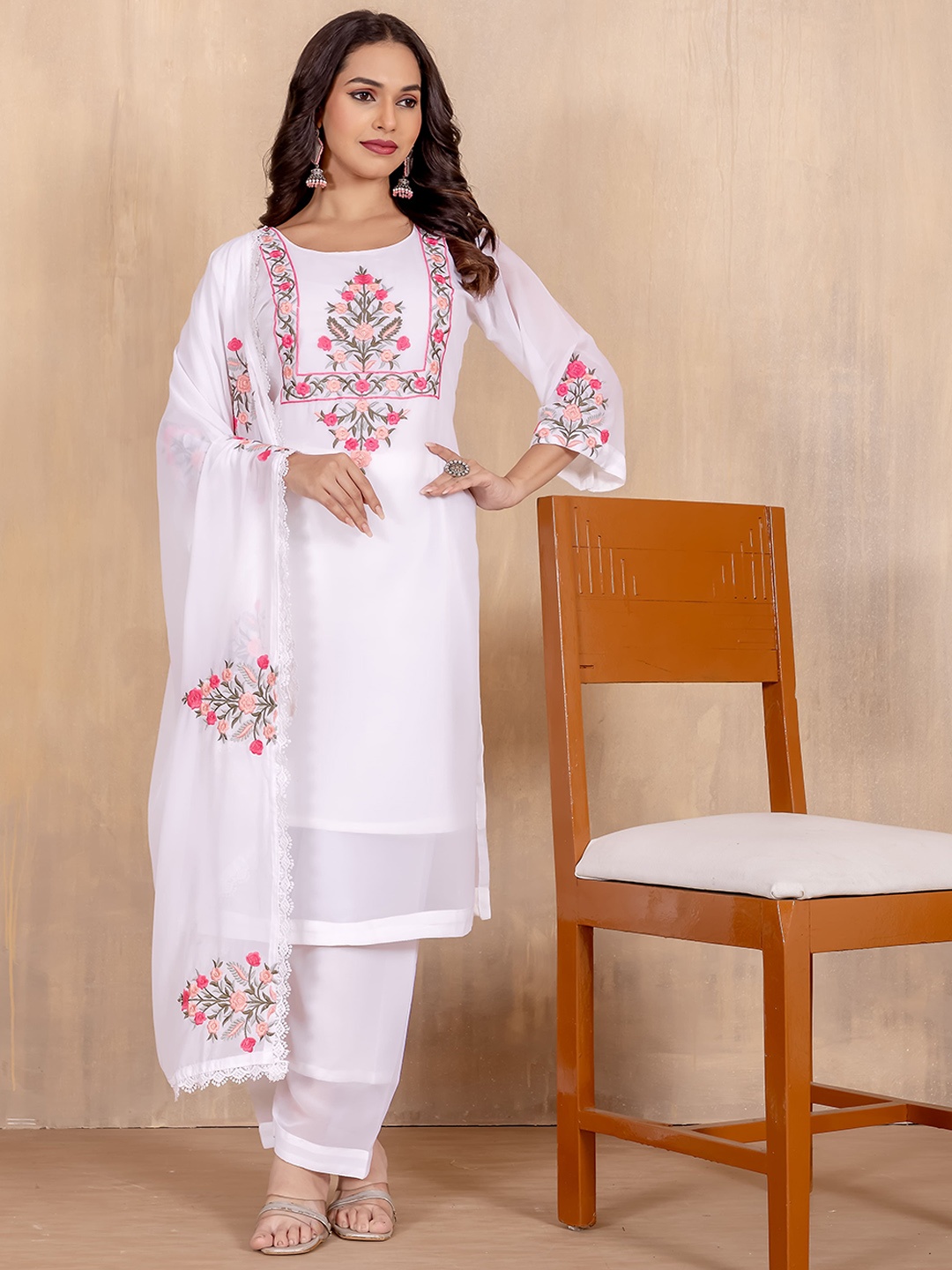 

Shriji fashion Floral Embroidered Round Neck Kurta With Trousers & Dupatta, White