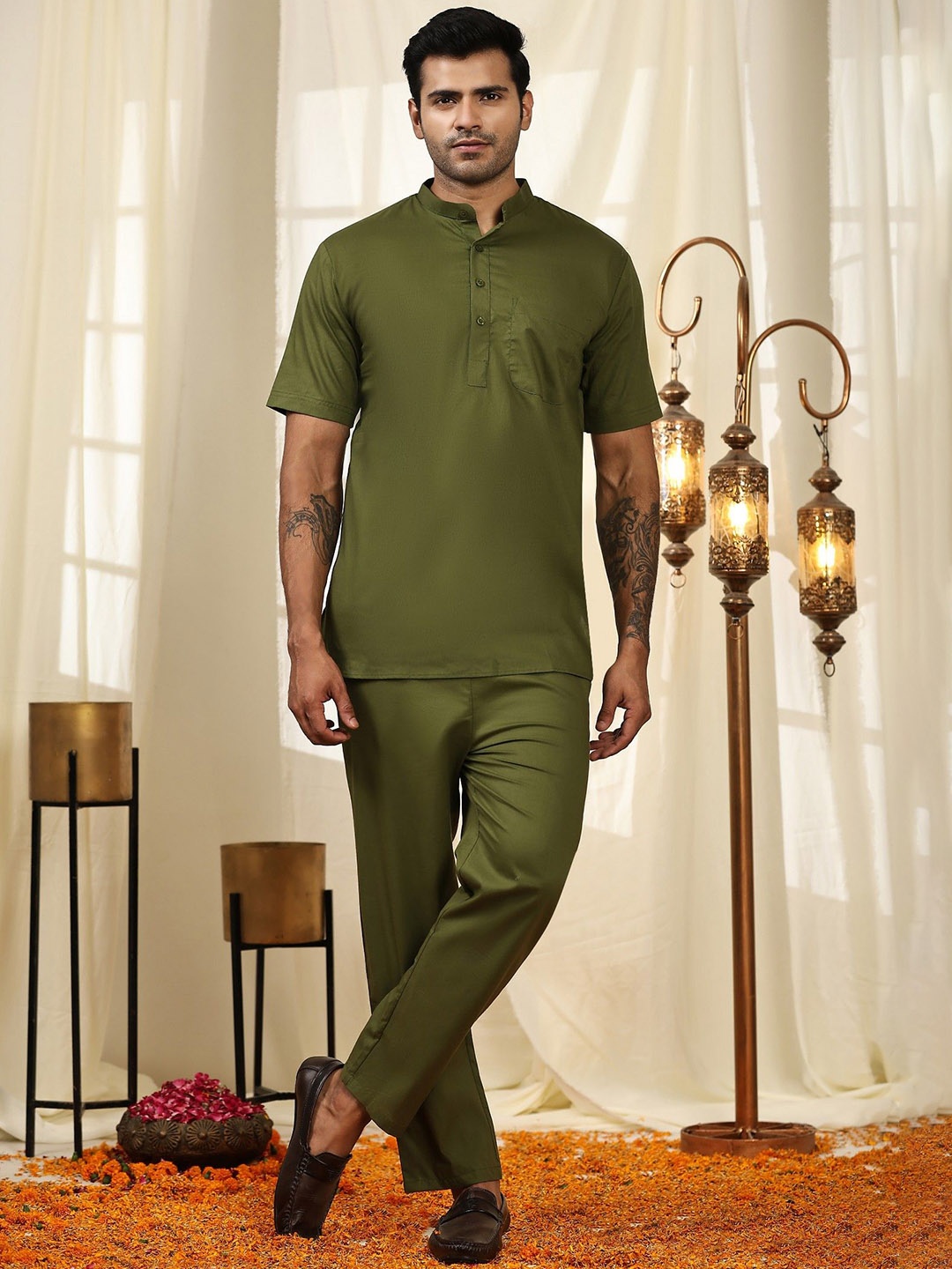 

Moda Rapido Mandarin Collar Pure Cotton Short Kurta With Trousers, Olive