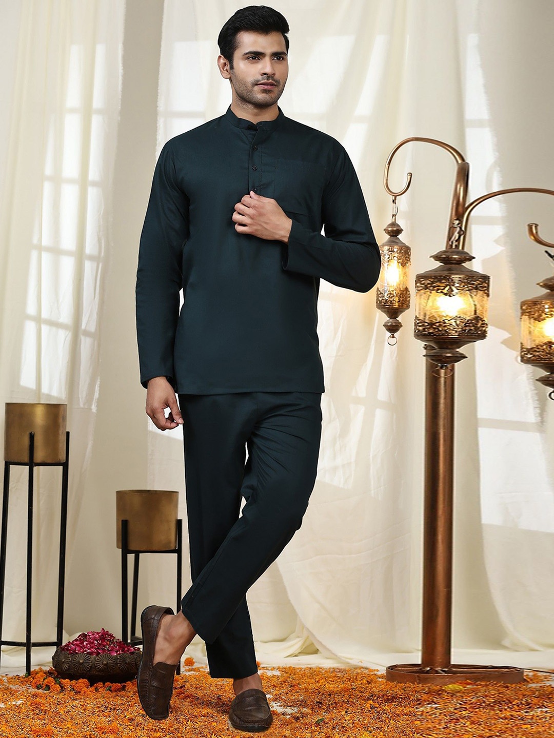 

Moda Rapido Mandarin Collar Pure Cotton Short Kurta With Trousers, Black