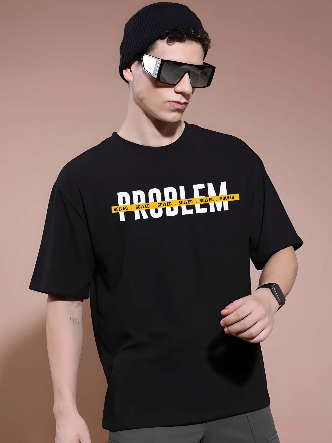 

BOWLIFESTYLE Men Typography Printed Round Neck Cotton Oversized T-shirt, Black