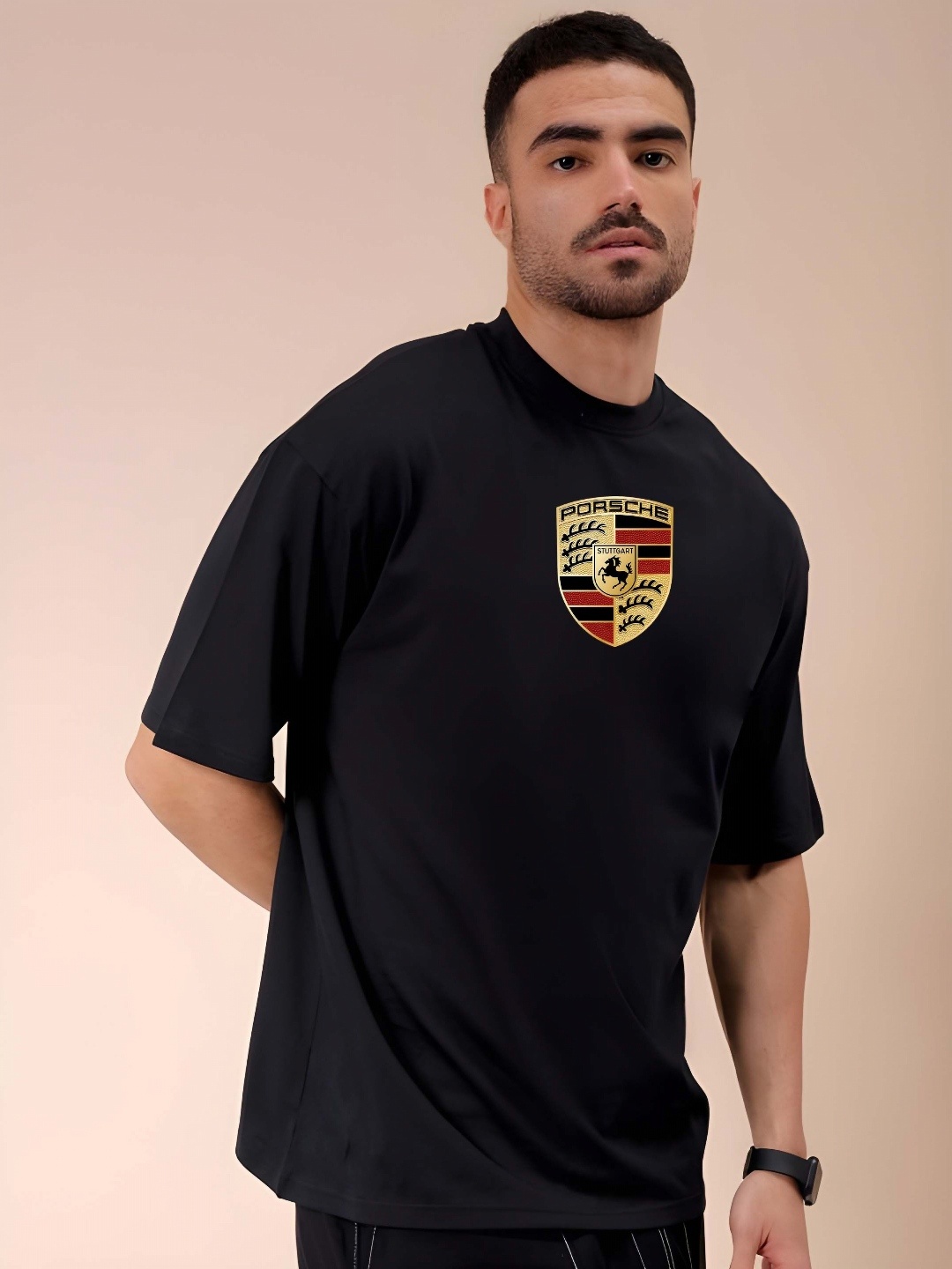 

BOWLIFESTYLE Men Graphic Printed Round Neck Cotton Oversized T-shirt, Black