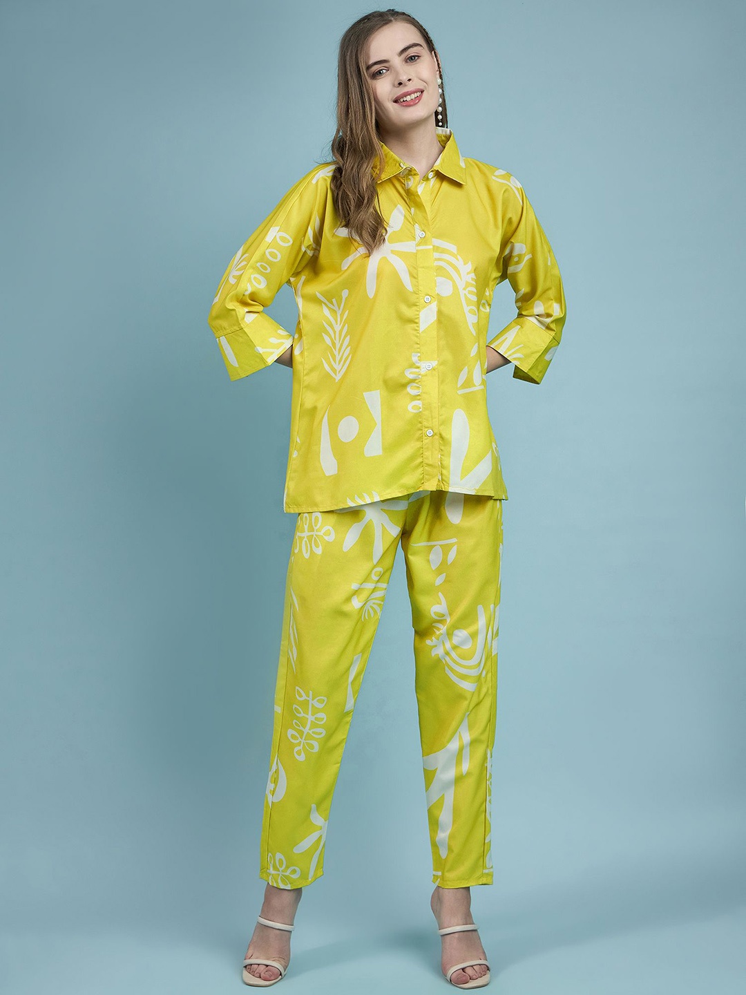 

DressBerry Printed Shirt Collar Shirt With Trousers, Lime green