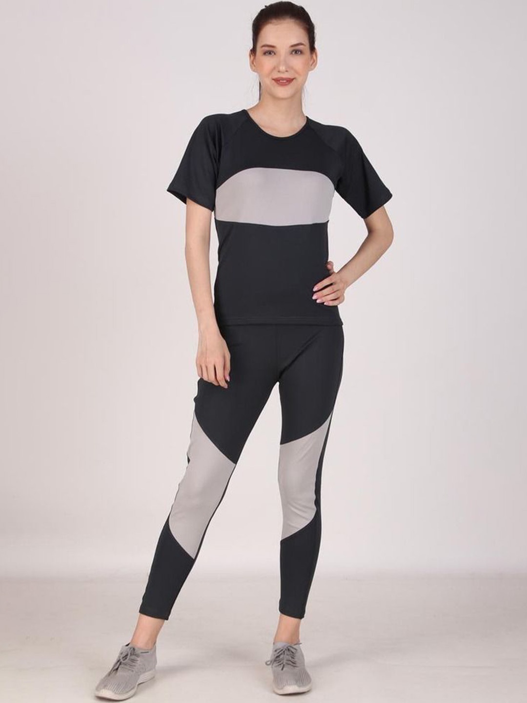 

BENZOS Women T-shirt With Tights Co-Ords, Black