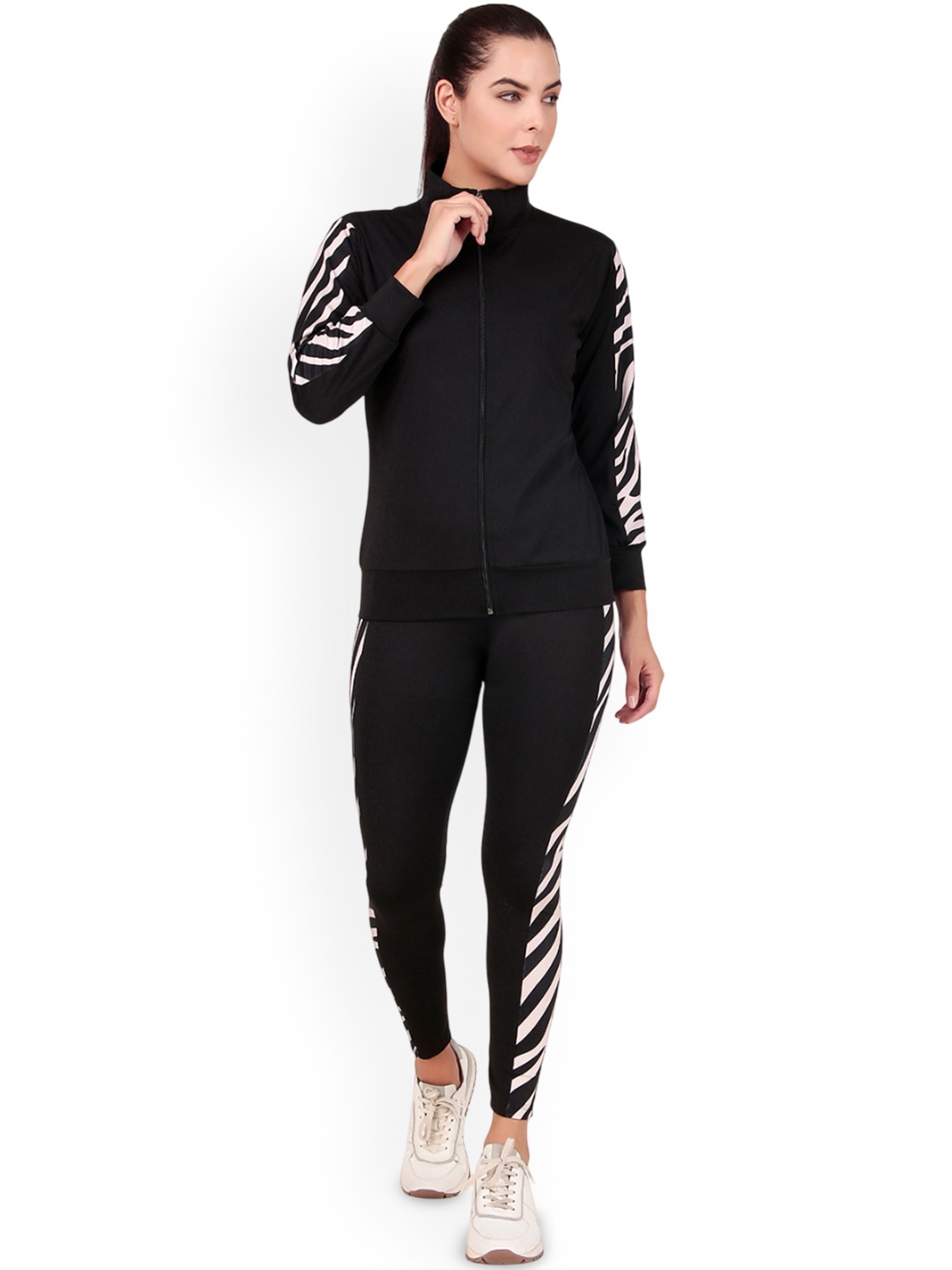 

BENZOS Women Printed Tracksuit, Black