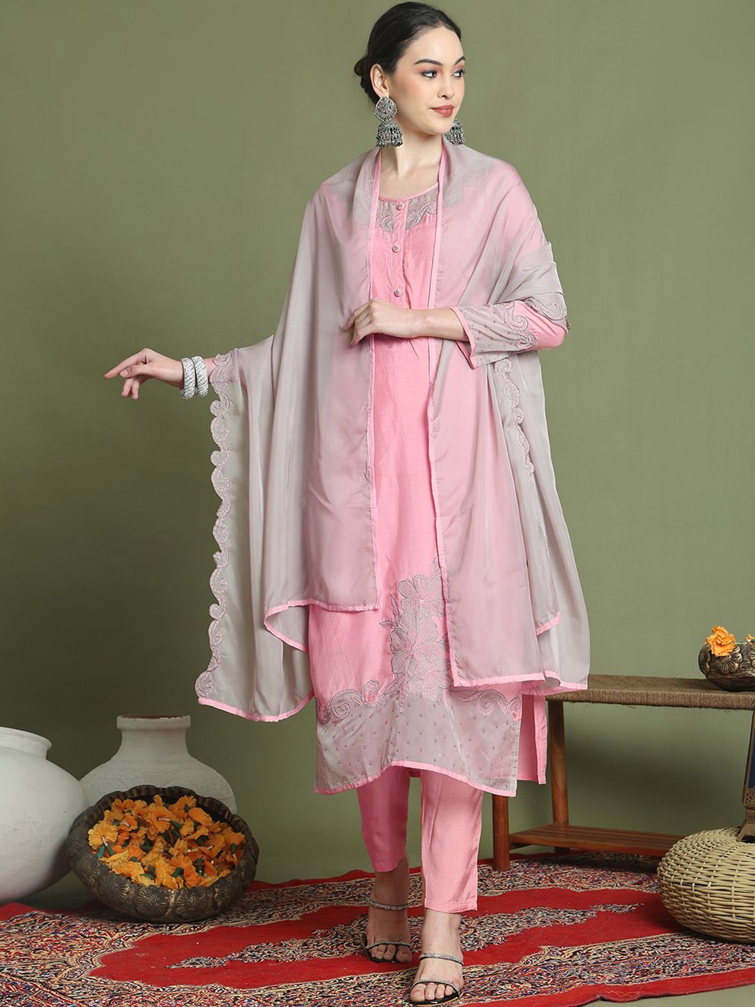 

Stylee LIFESTYLE Floral Yoke Design Pure Silk Kurta With Trouser Dupatta, Peach