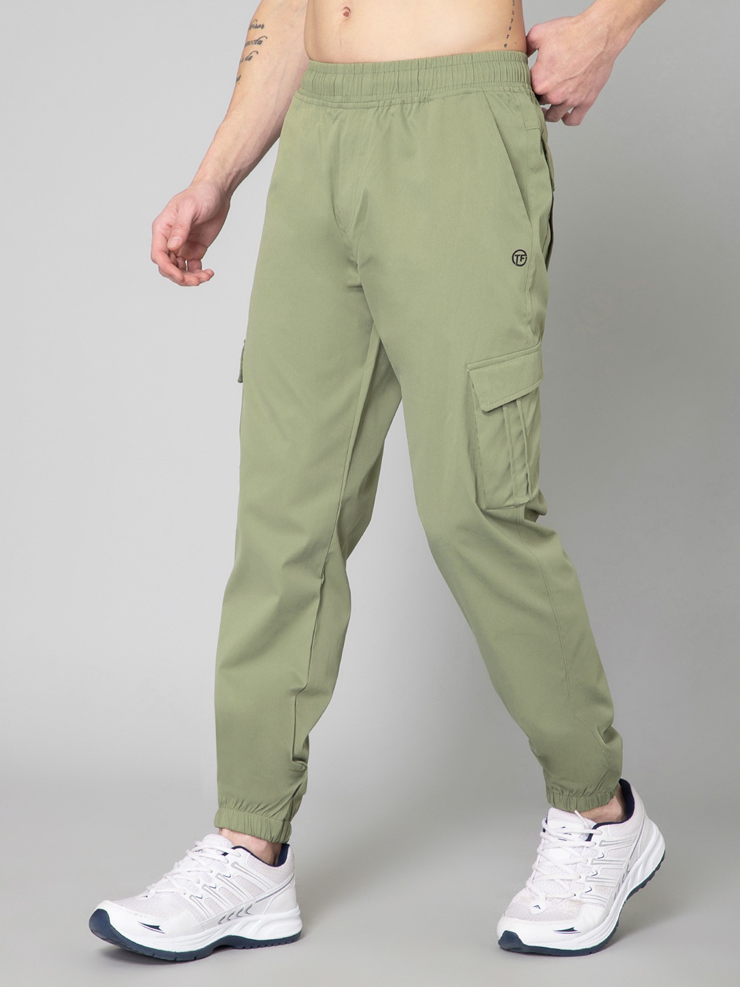 

TURNFIT Men Relaxed-Fit Joggers, Sea green