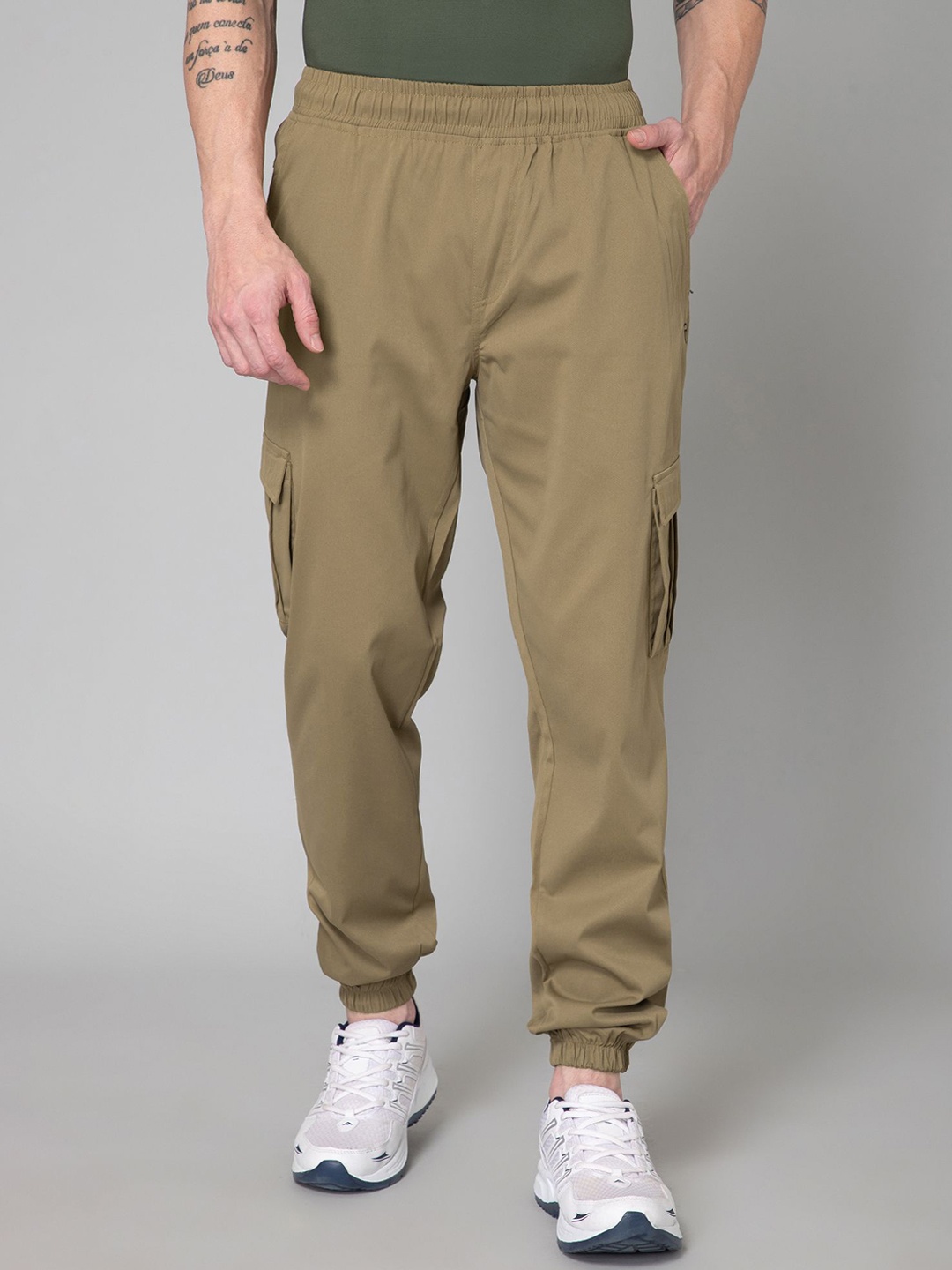 

TURNFIT Men Regular Fit Cotton Cargo Joggers, Khaki