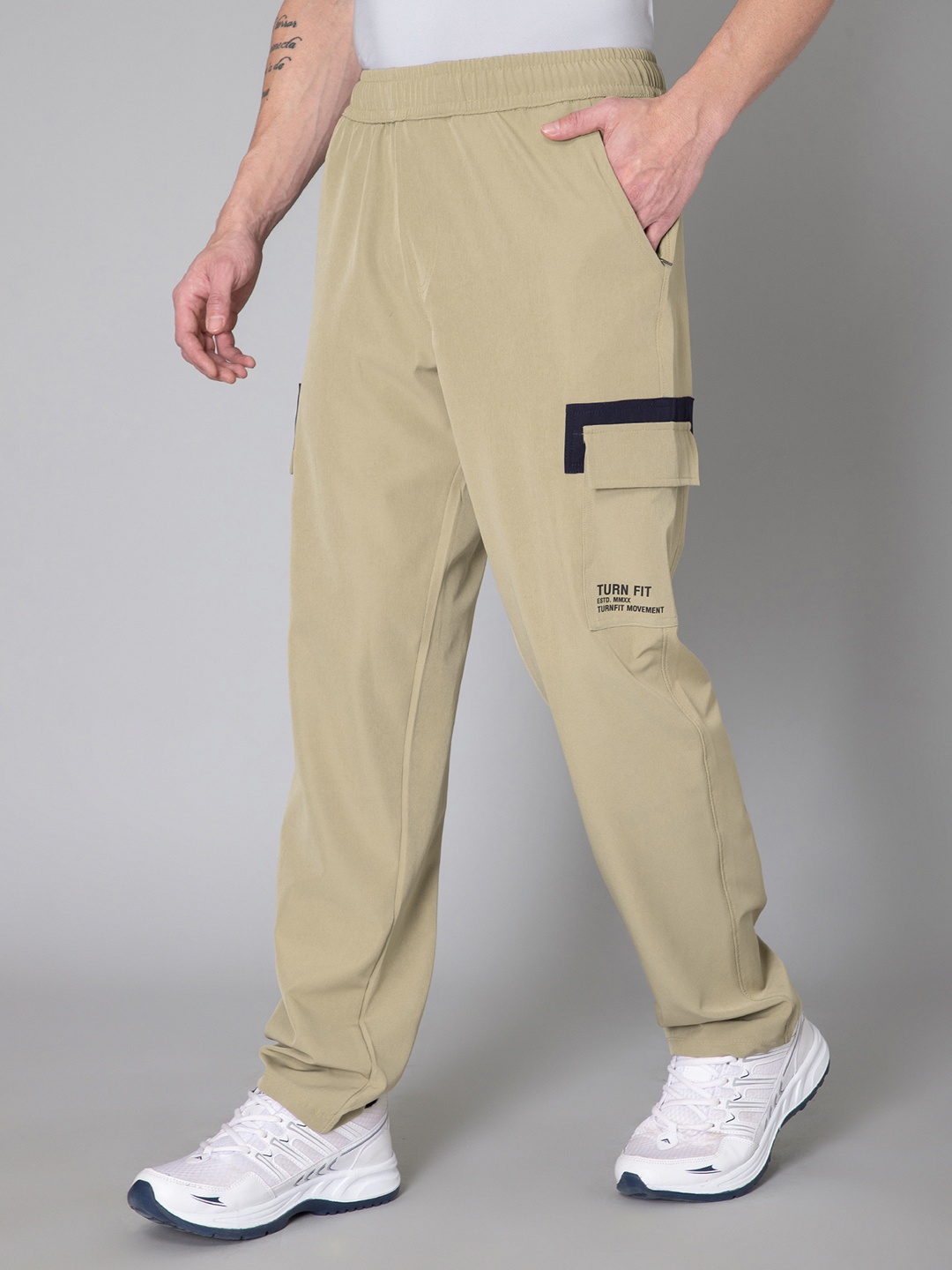 

TURNFIT Men Regular Fit Mid Rise Track Pants With side pocket, Khaki