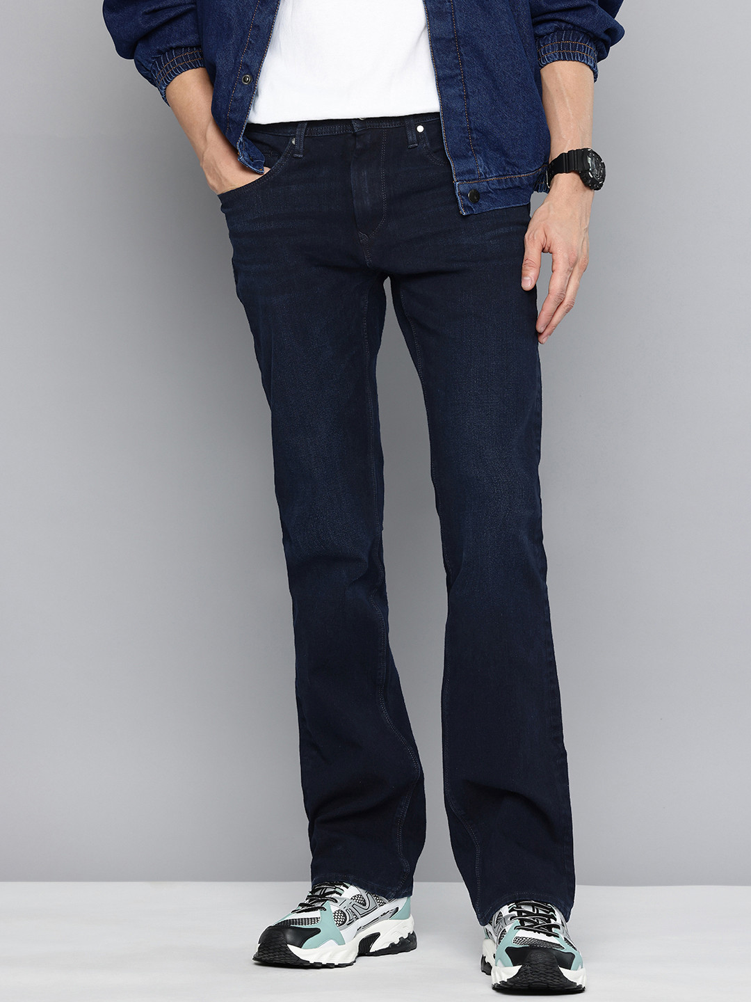 

Levis Men 527 Slim Bootcut Fit Stretchable Jeans, Navy blue