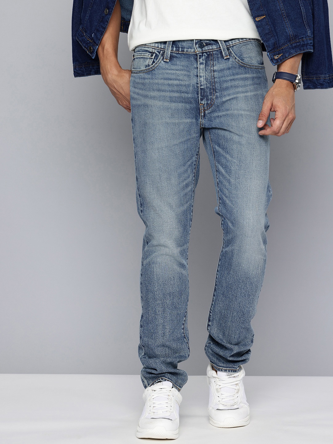 

Levis Men 511 Slim Fit Light Fade Stretchable Jeans, Blue