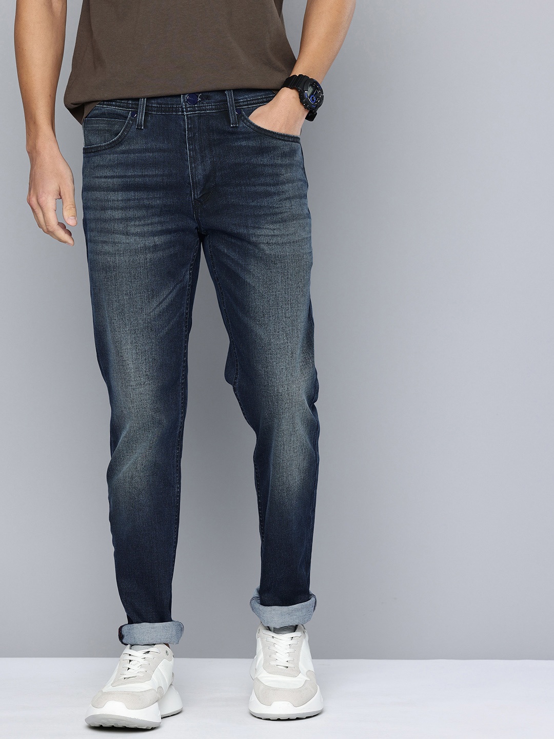 Levis Men 511 Slim Fit Light Fade Stretchable Jeans, Blue