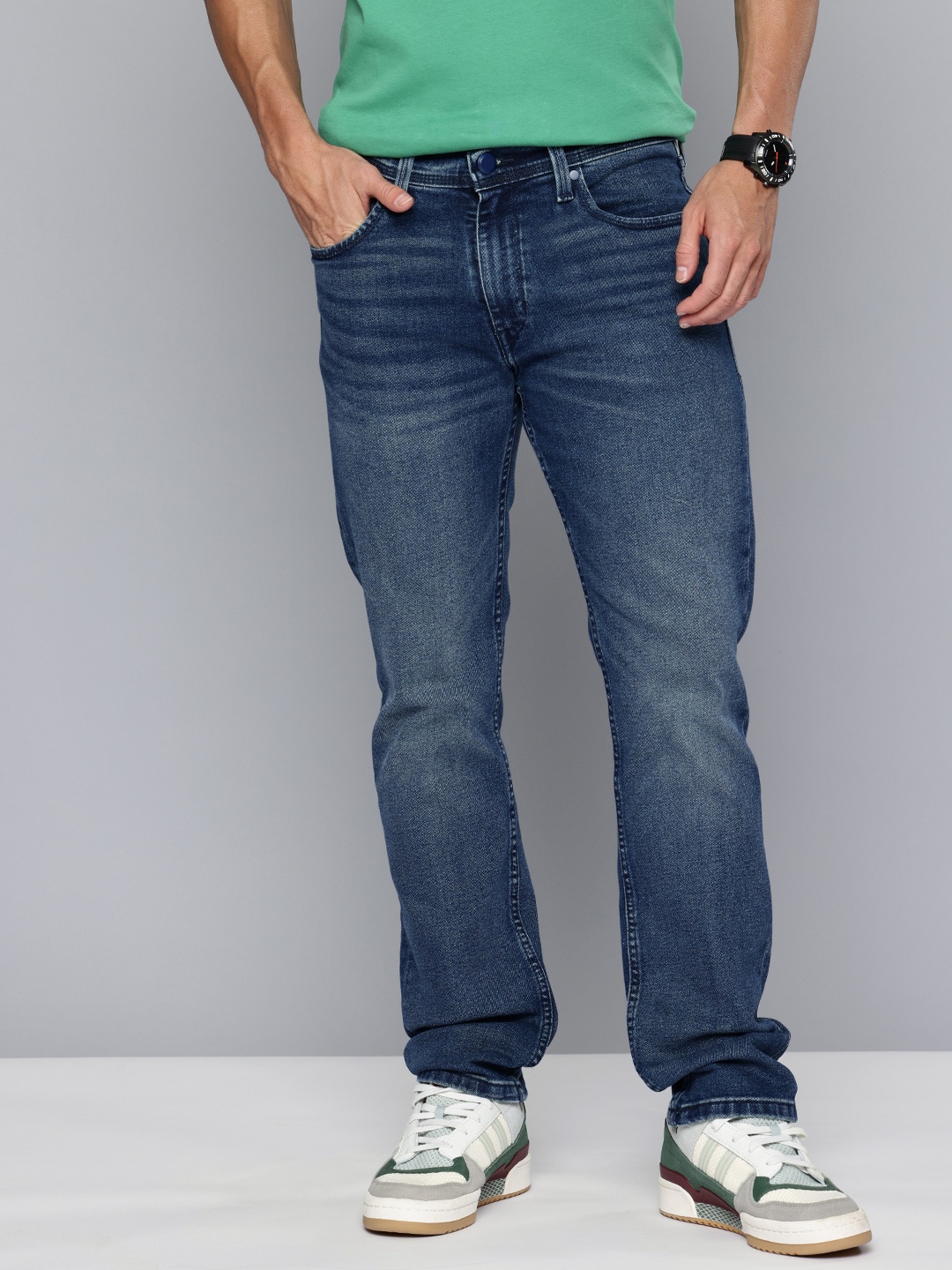 

Levis Men 511 Slim Fit Light Fade Stretchable Jeans, Blue