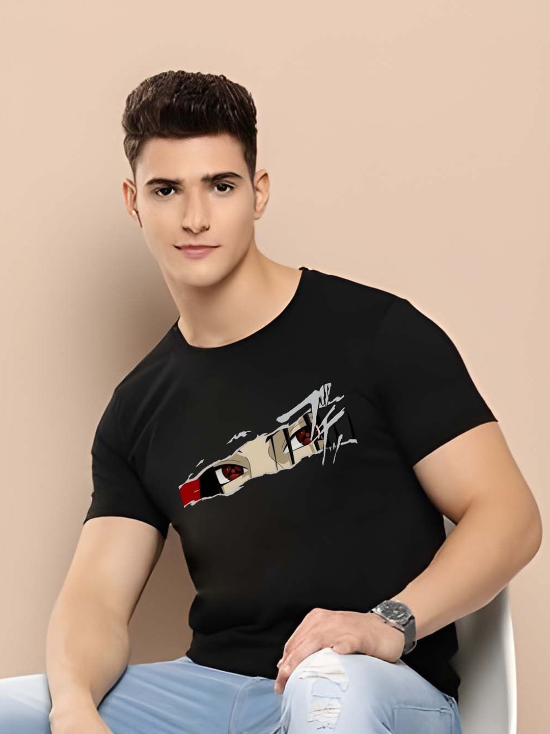 

BOWLIFESTYLE Men Graphic Printed Round Neck Cotton T-shirt, Black