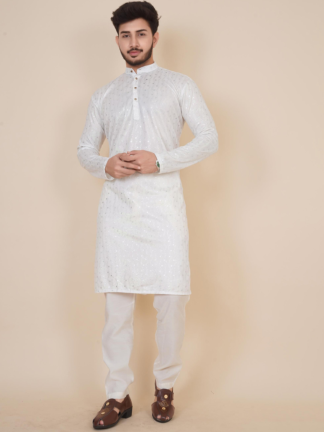 

BLURR Men Thread Work Kurta, White