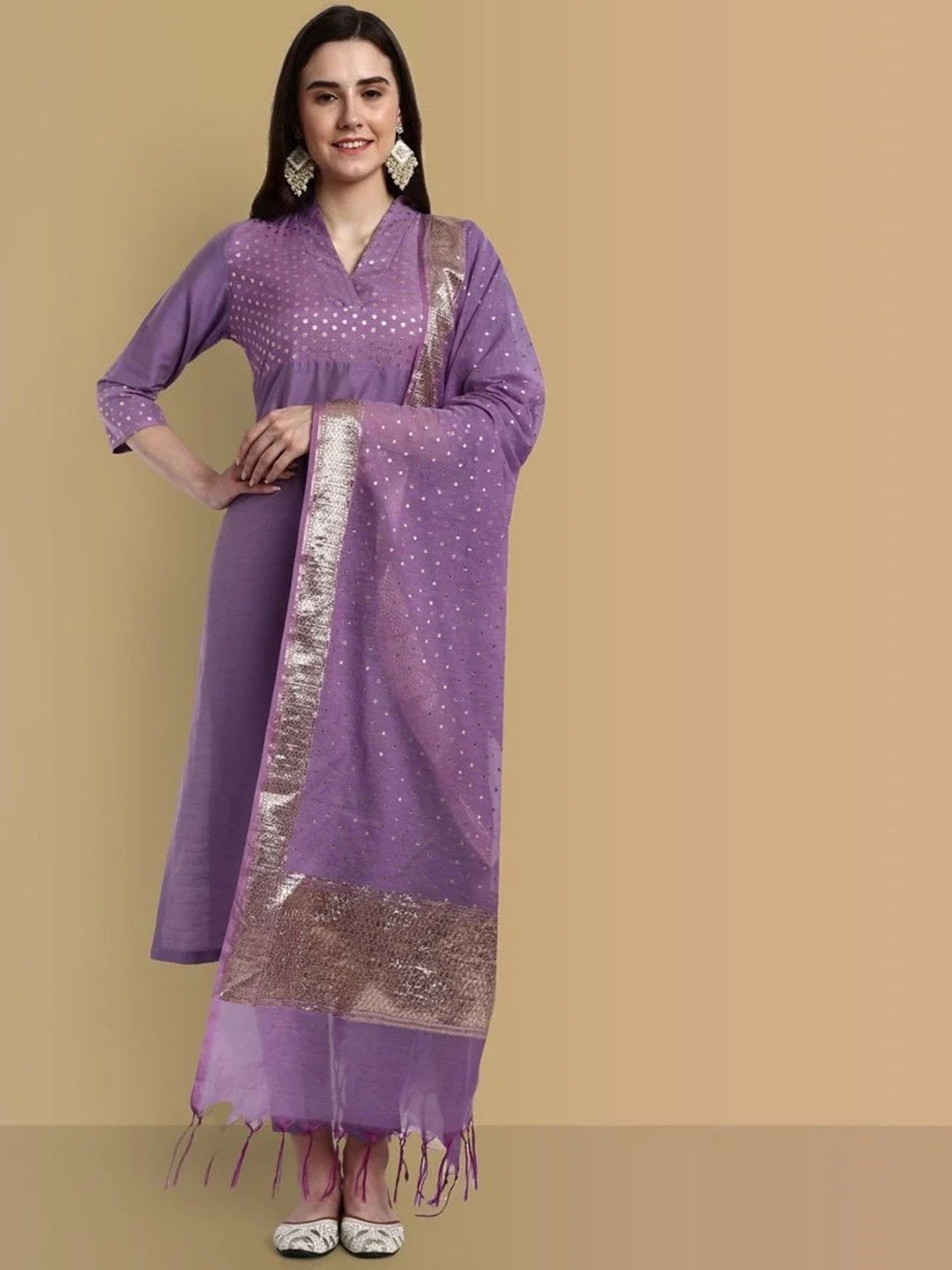 

Mera Rang Floral Printed V-Neck Chanderi Silk Kurta With Trousers And Dupatta, Purple