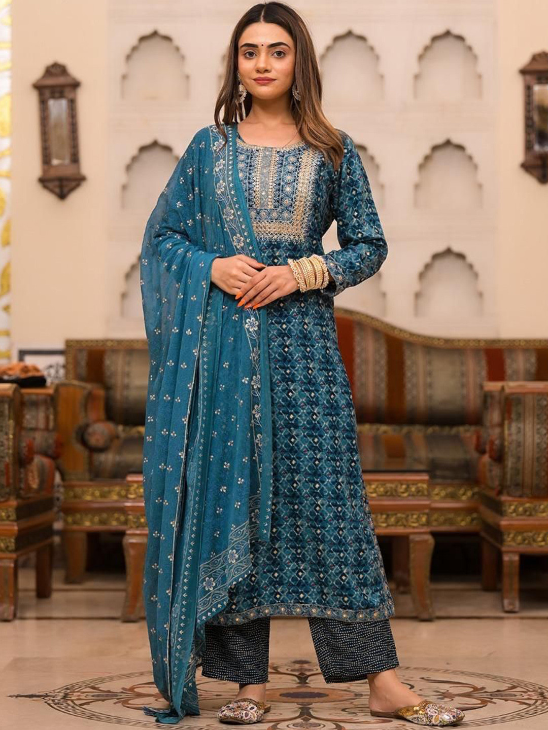 

Gauric creation Floral Printed Embroidered Sequinned Straight Kurta & Palazzos & Dupatta, Blue