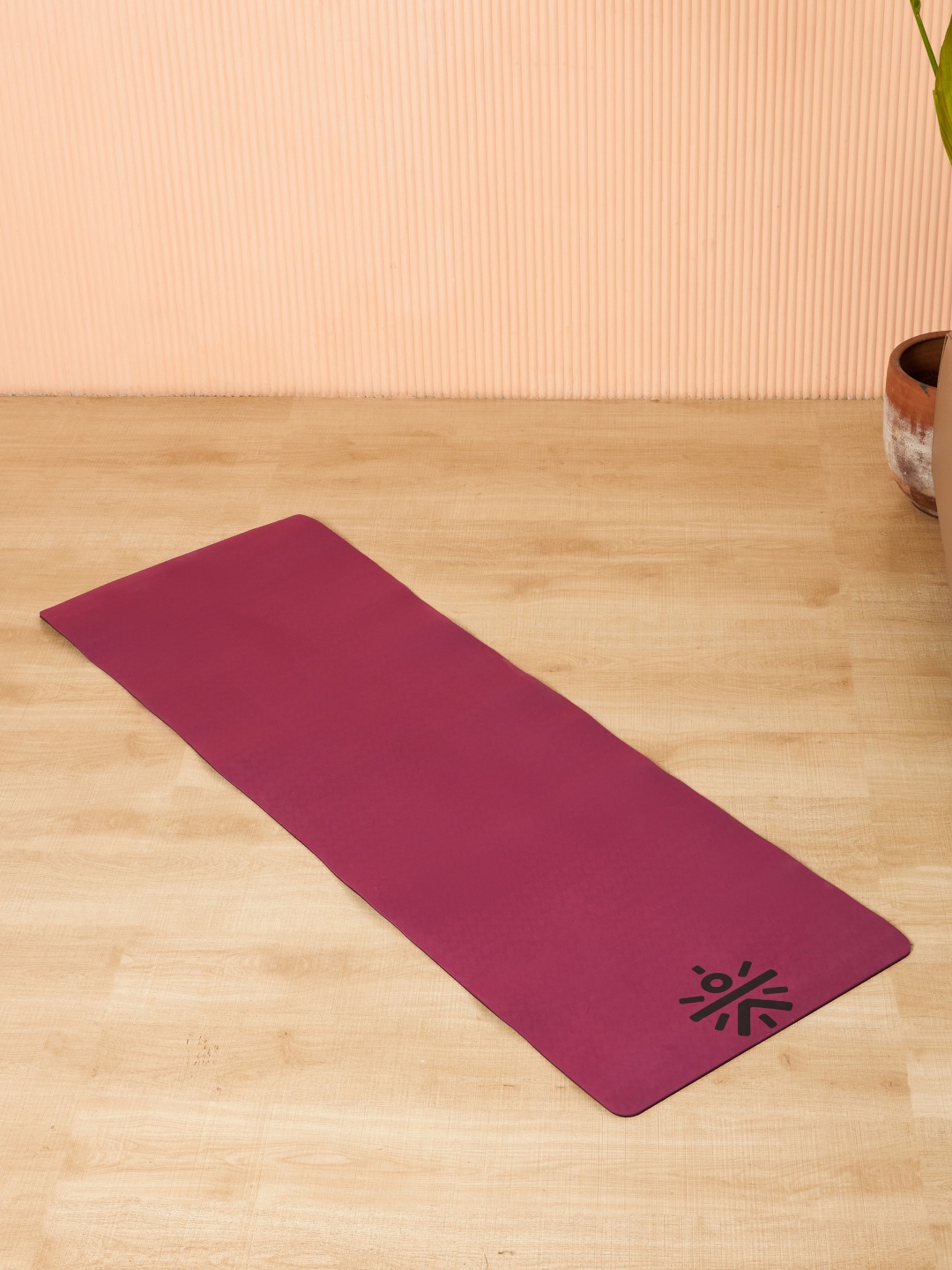 

CULT Yoga Mat TPE 6mm Purple wine/Black, Burgundy