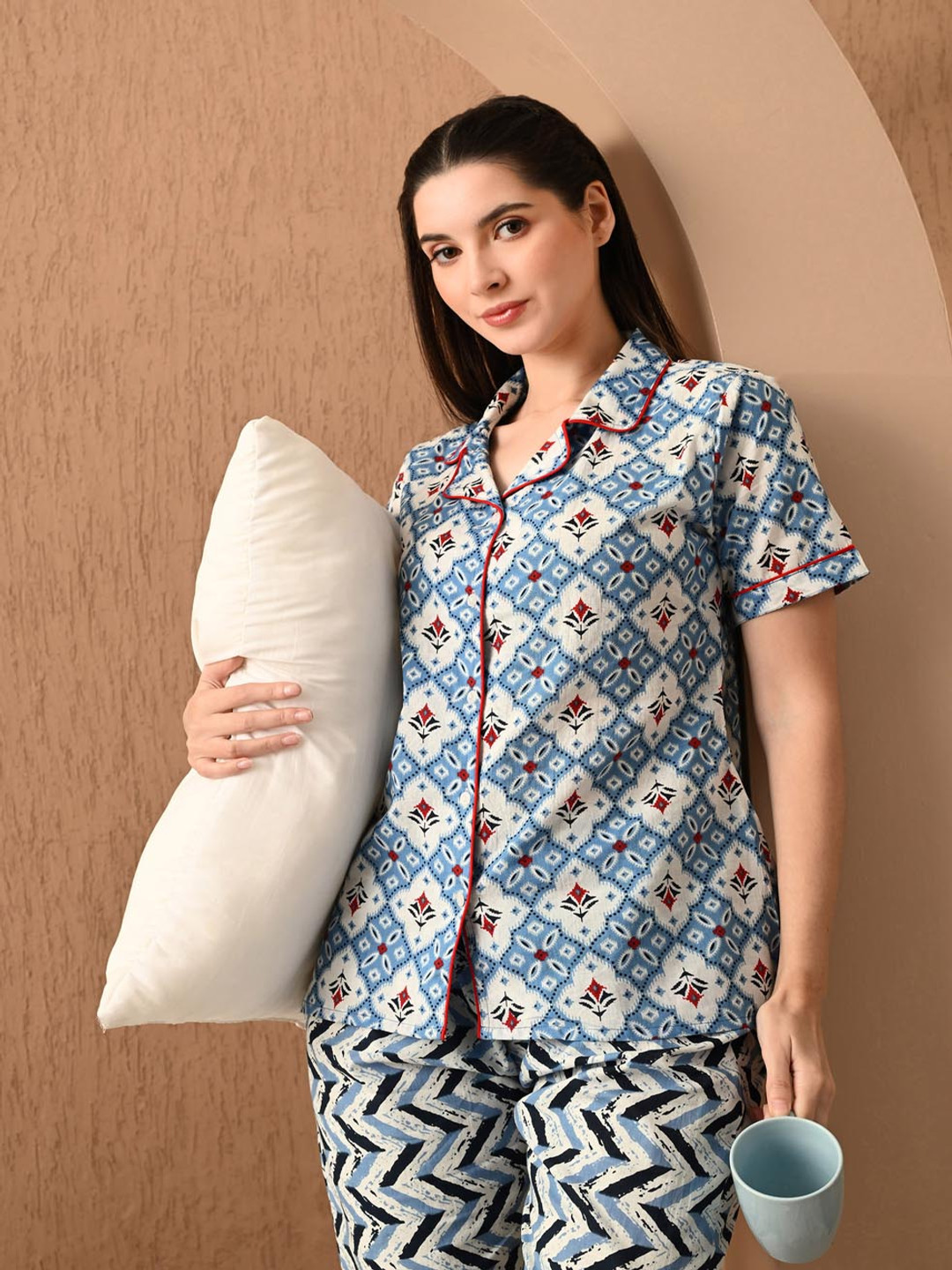 

Jasoriya Floral Printed Lapel Collar Shirt And Pyjamas, Blue