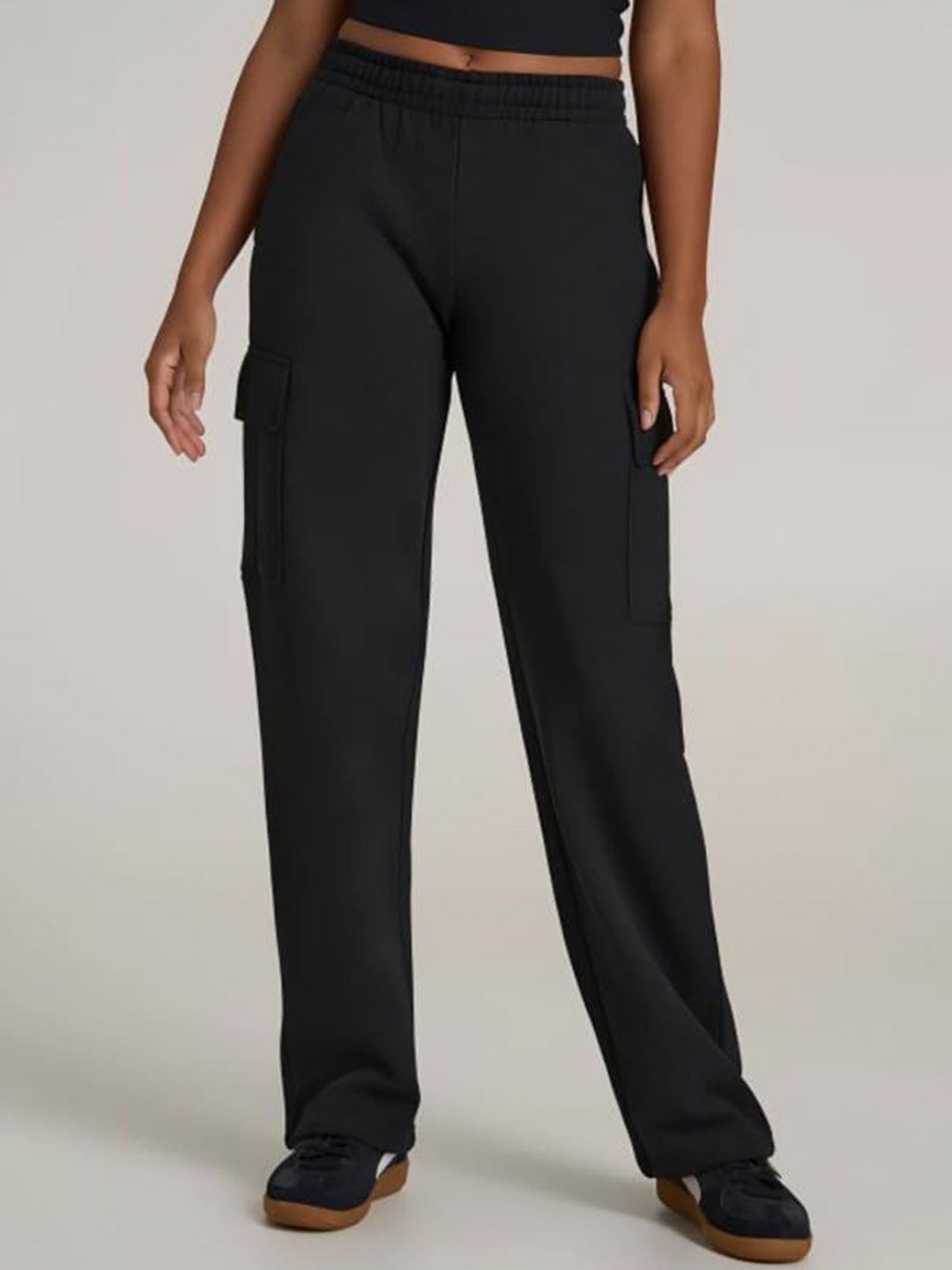

BENZOS Women Mid Rise Regular Fit Anti Odour Track Pants, Black