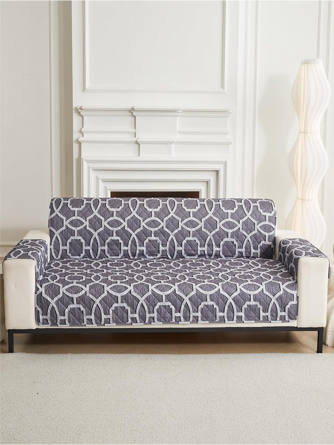 

HOUSE OF QUIRK Grey & White Single Seater Quilted Anti-Slip Water-Resistant Sofa Mat