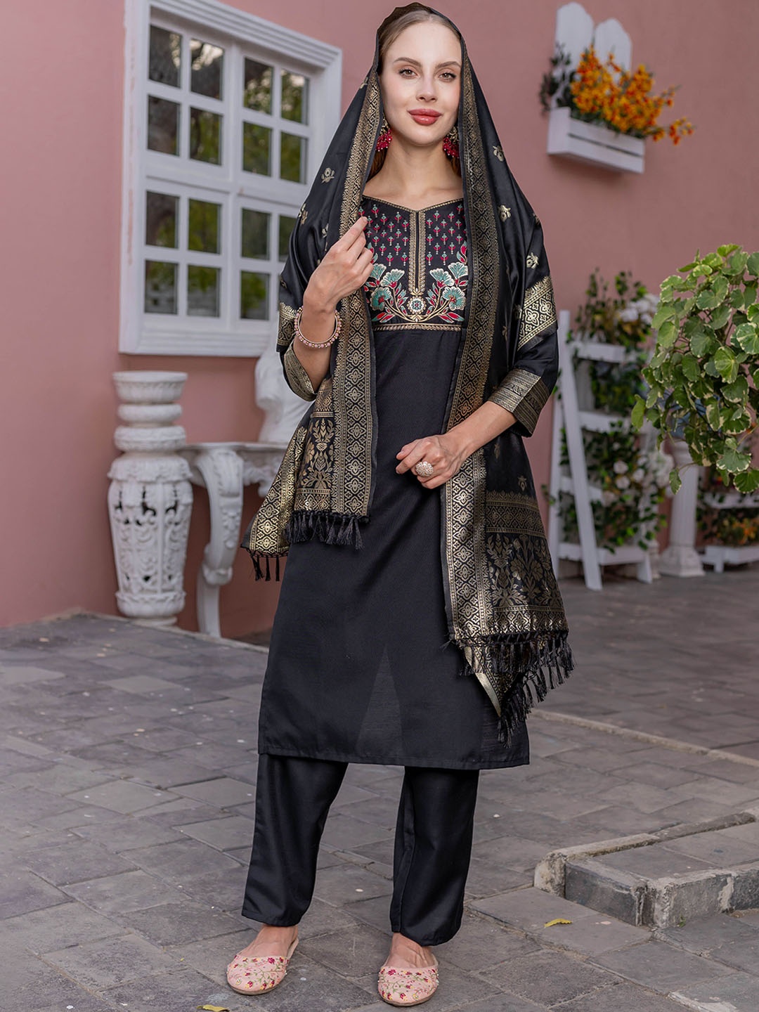 

Siya Fashion Floral Printed Yoke Design V-Neck Kurta With Trouser And Dupatta, Black