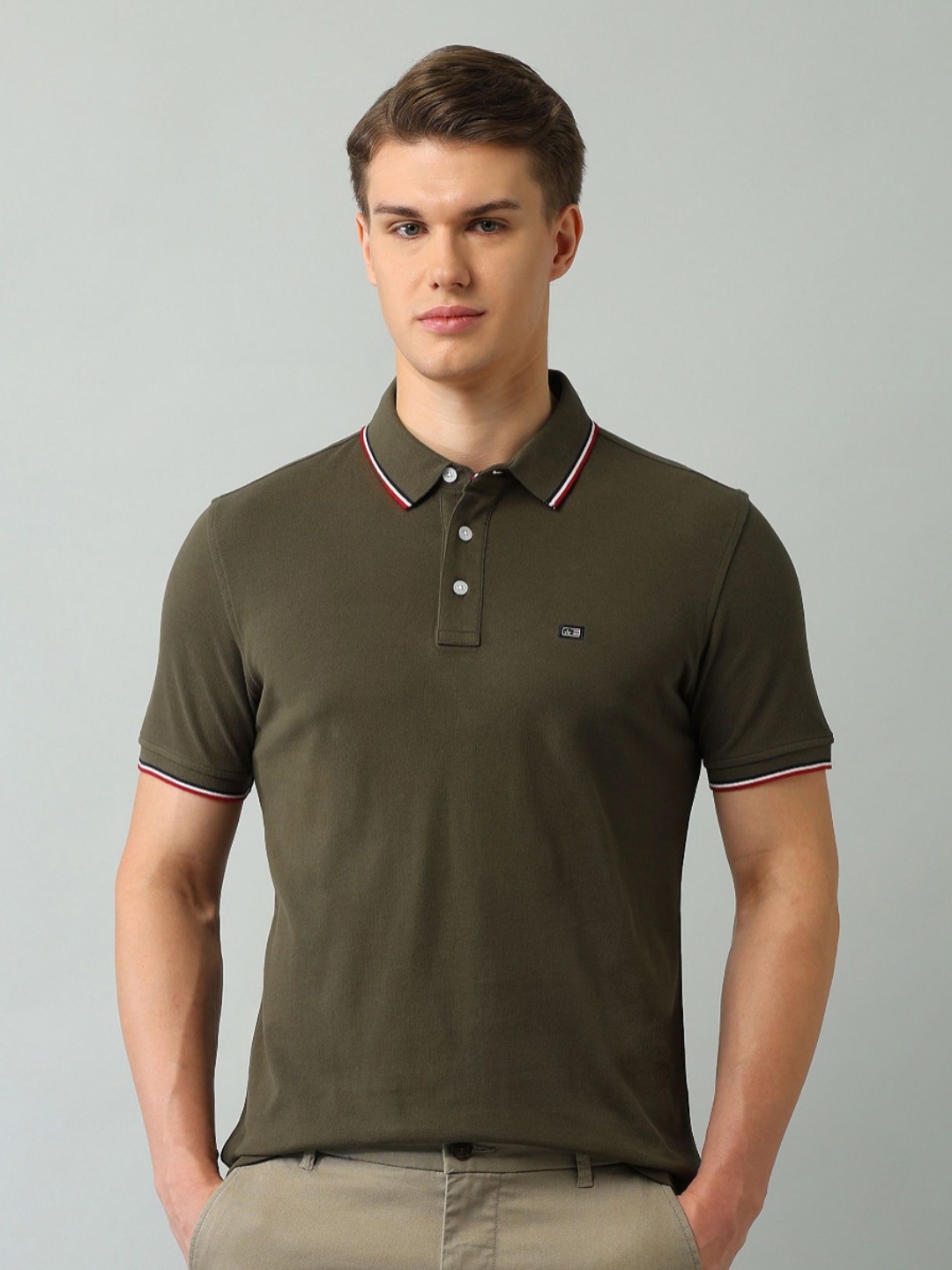 

Arrow Sport Men Polo Collar T-shirt, Green