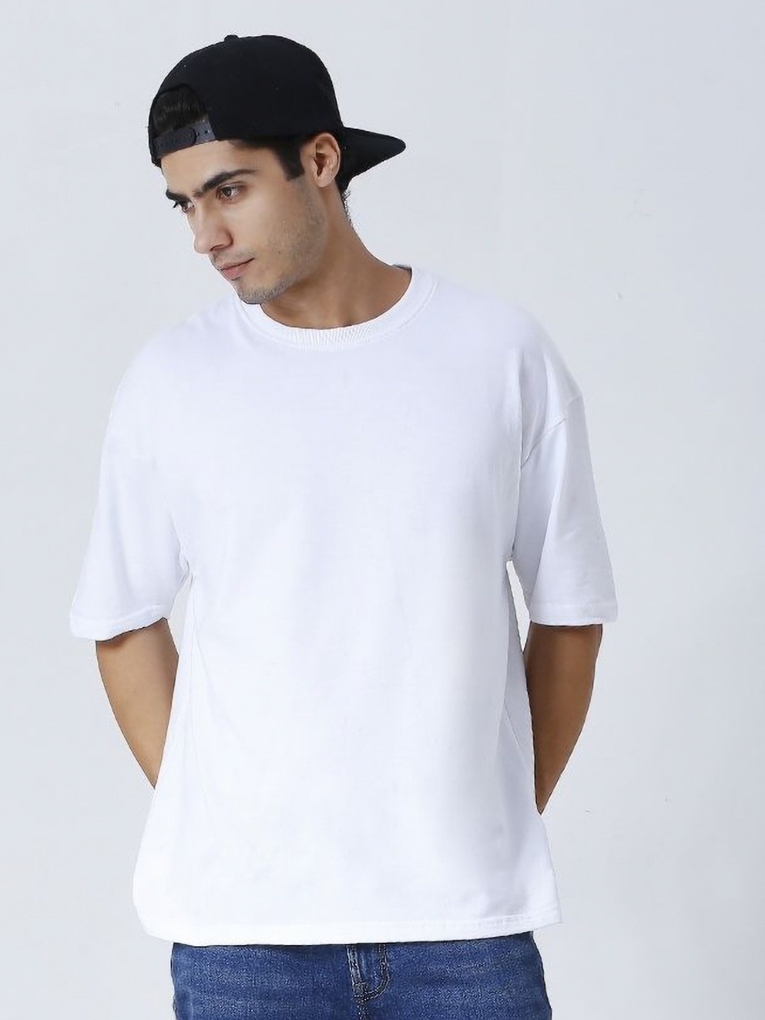 

HOUSE OF RS Men Printed Pockets T-shirt, White