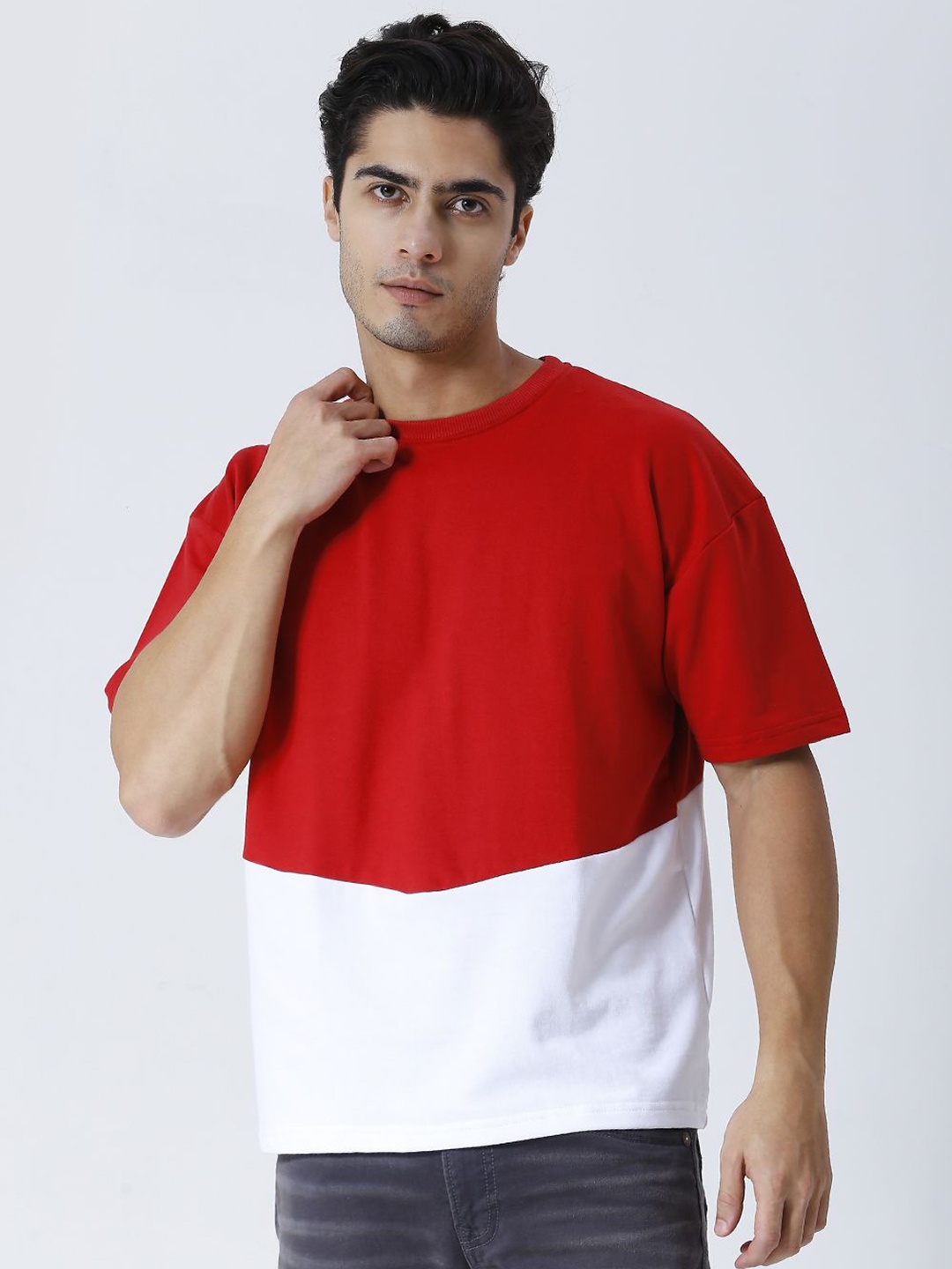 

HOUSE OF RS Men Typography Printed Applique T-shirt, Red