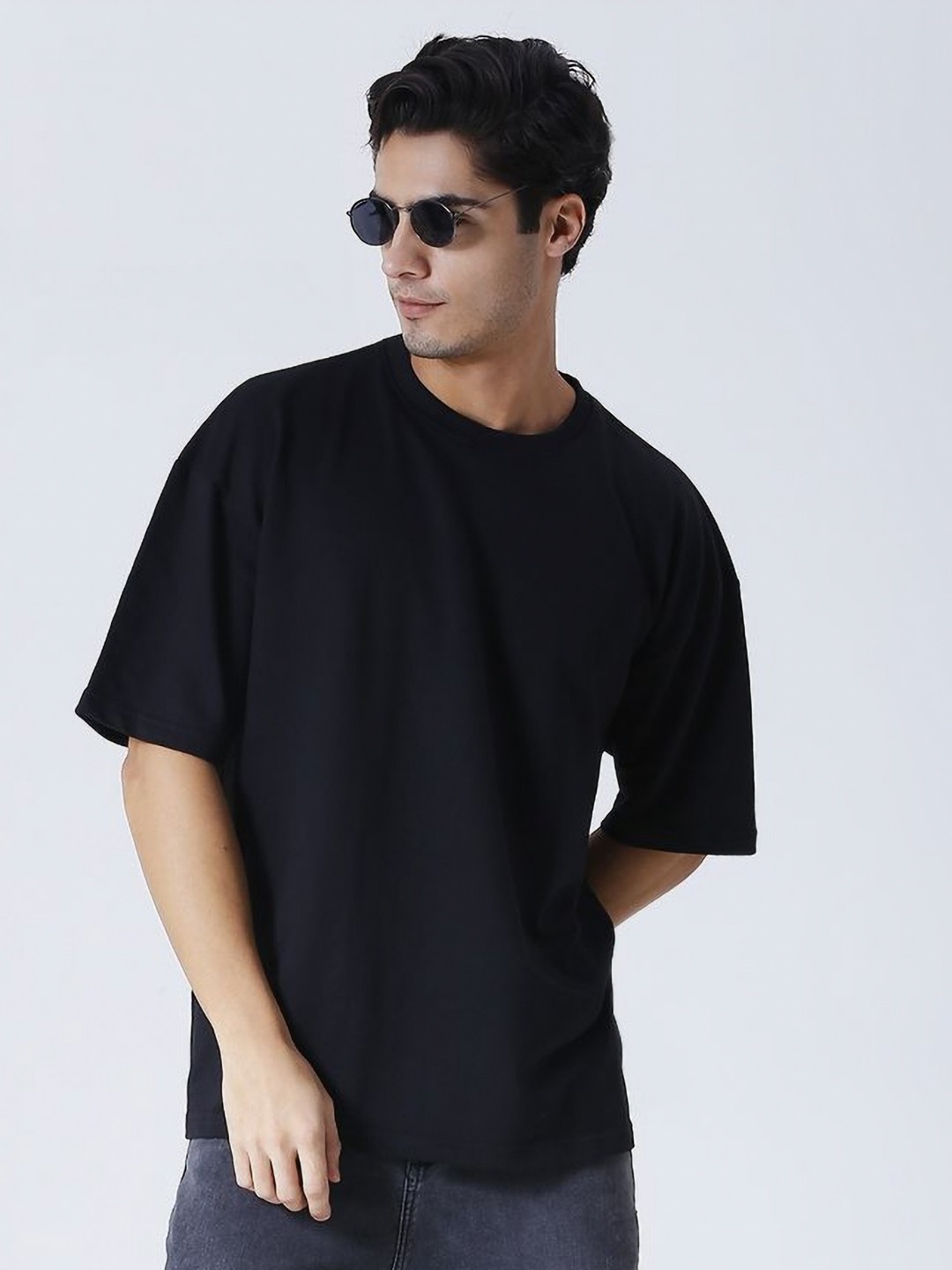 

HOUSE OF RS Men Printed Pockets T-shirt, Black