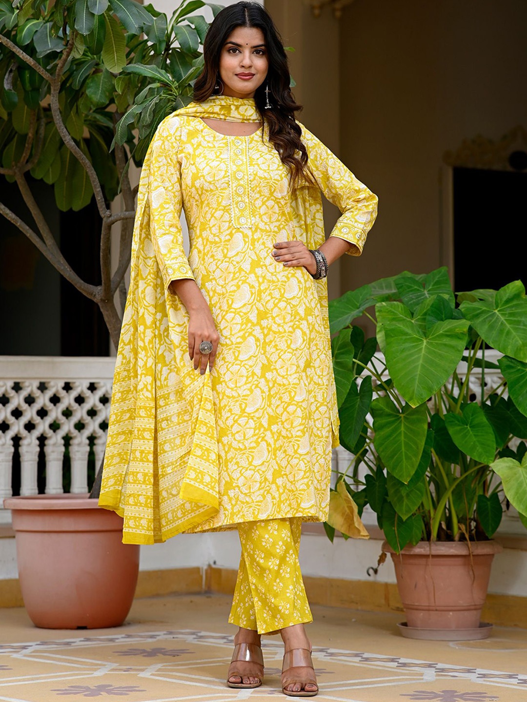 

FABRU Women Floral Printed Regular Thread Work Pure Cotton Kurta with Trousers & With Dupatta, Lime green