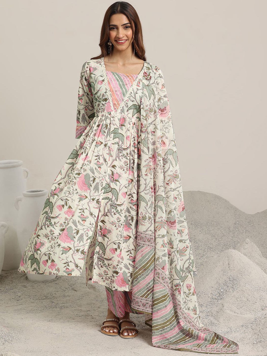 

Libas Women Floral Printed Pleated Kurta with Trousers & With Dupatta, Off white