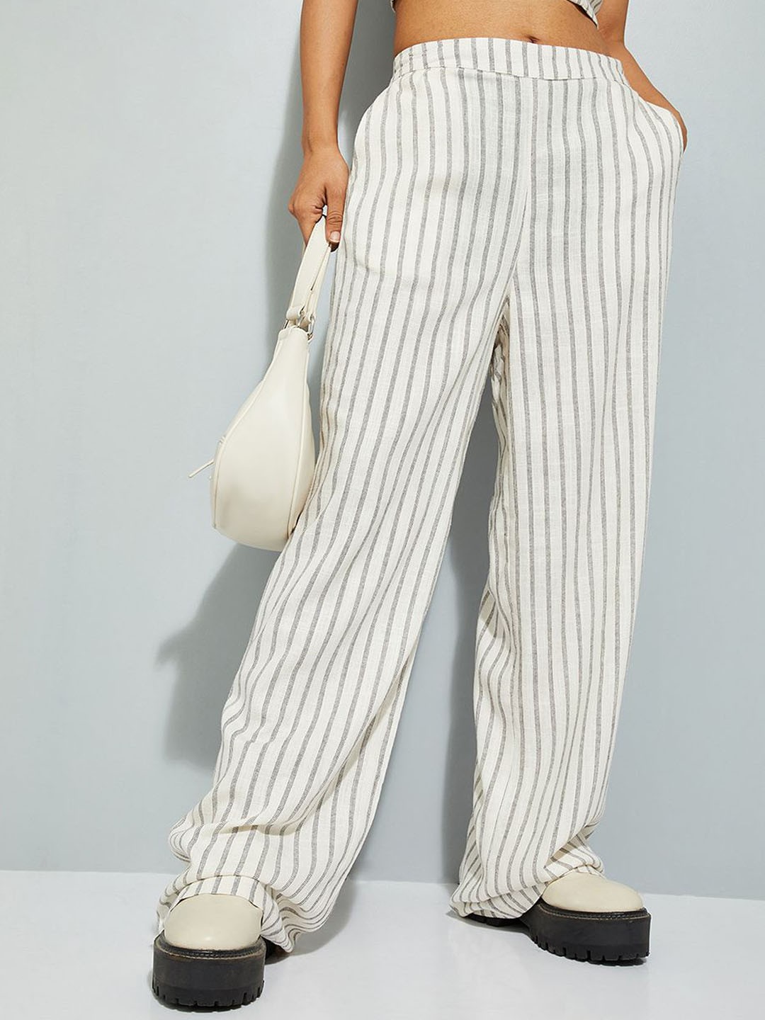 

MAX URB_N Women Striped Wide Leg Trousers, Beige