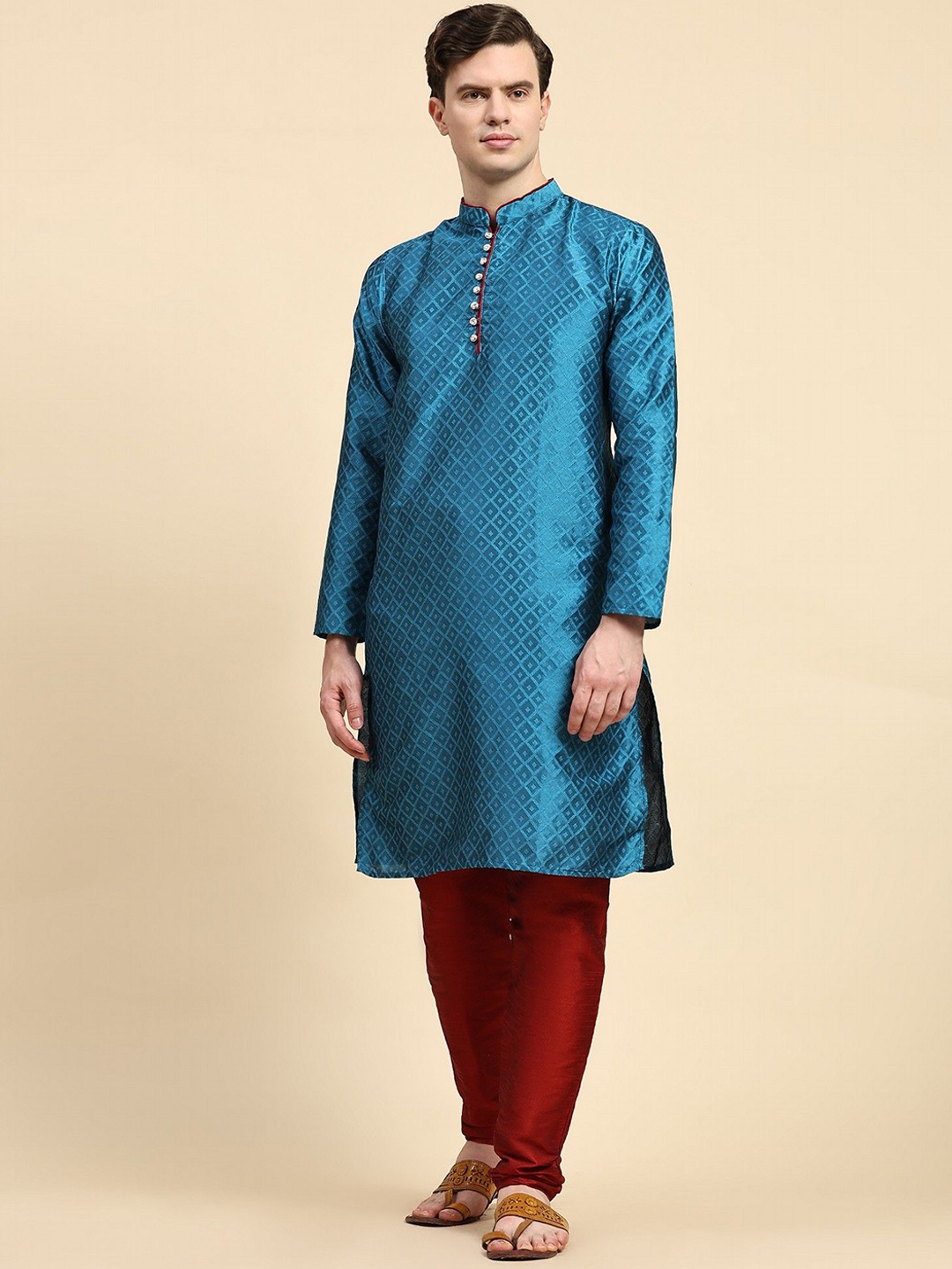 

Moda Rapido Geometric Woven Design Mandarin Collar Kurta With Churidar, Turquoise blue