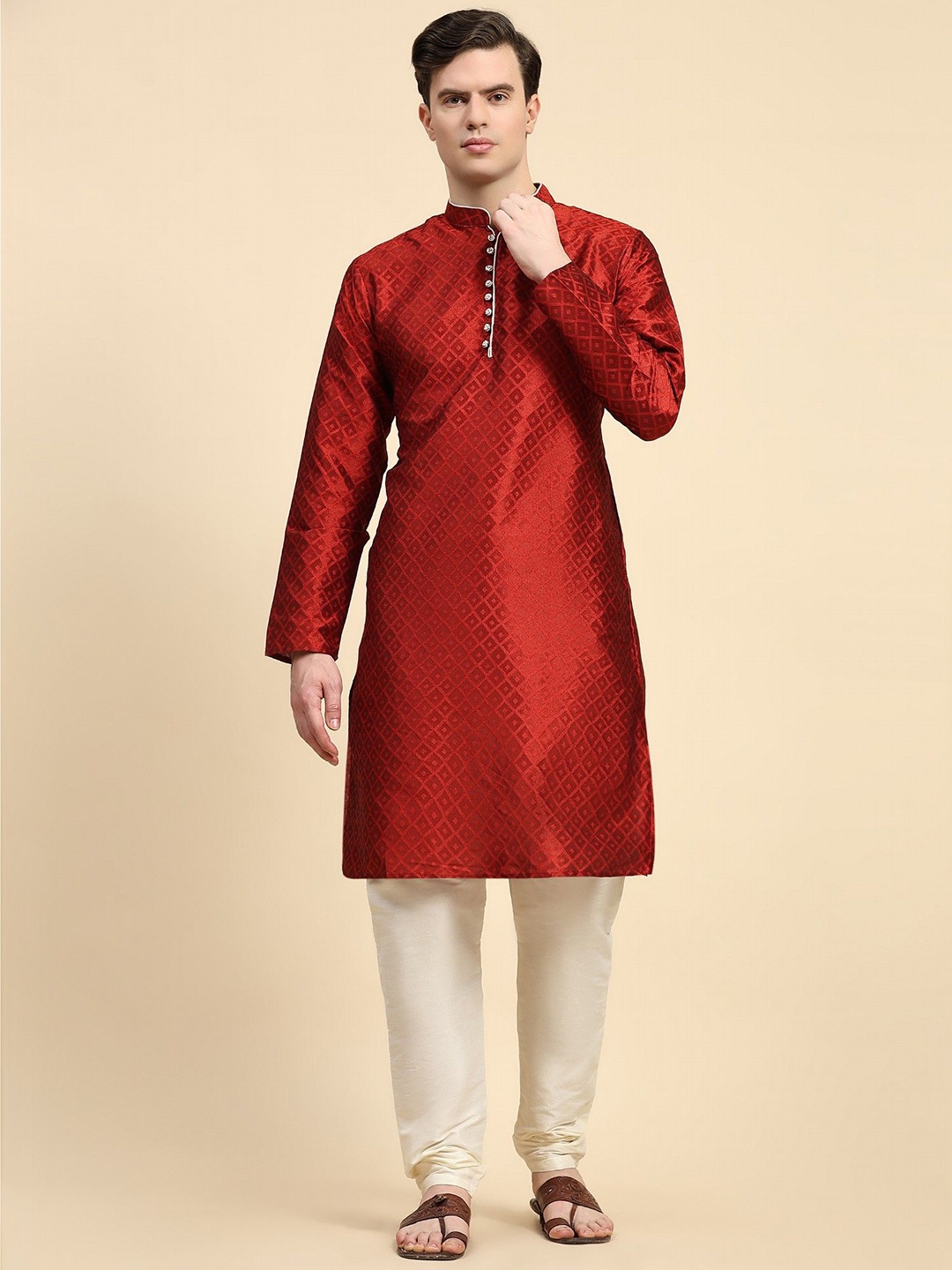 

Moda Rapido Geometric Printed Mandarin Collar Straight Kurta with Churidar, Red